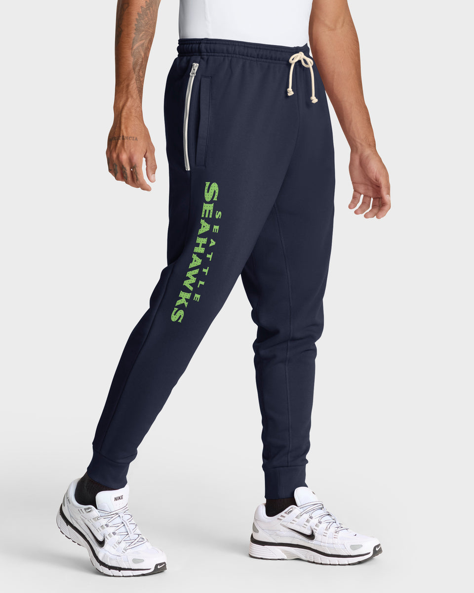 Seattle Seahawks 2025 NFL Sideline Nike Standard Issue Sweatpants Jogginghose Navy - STADIUMDREAMS