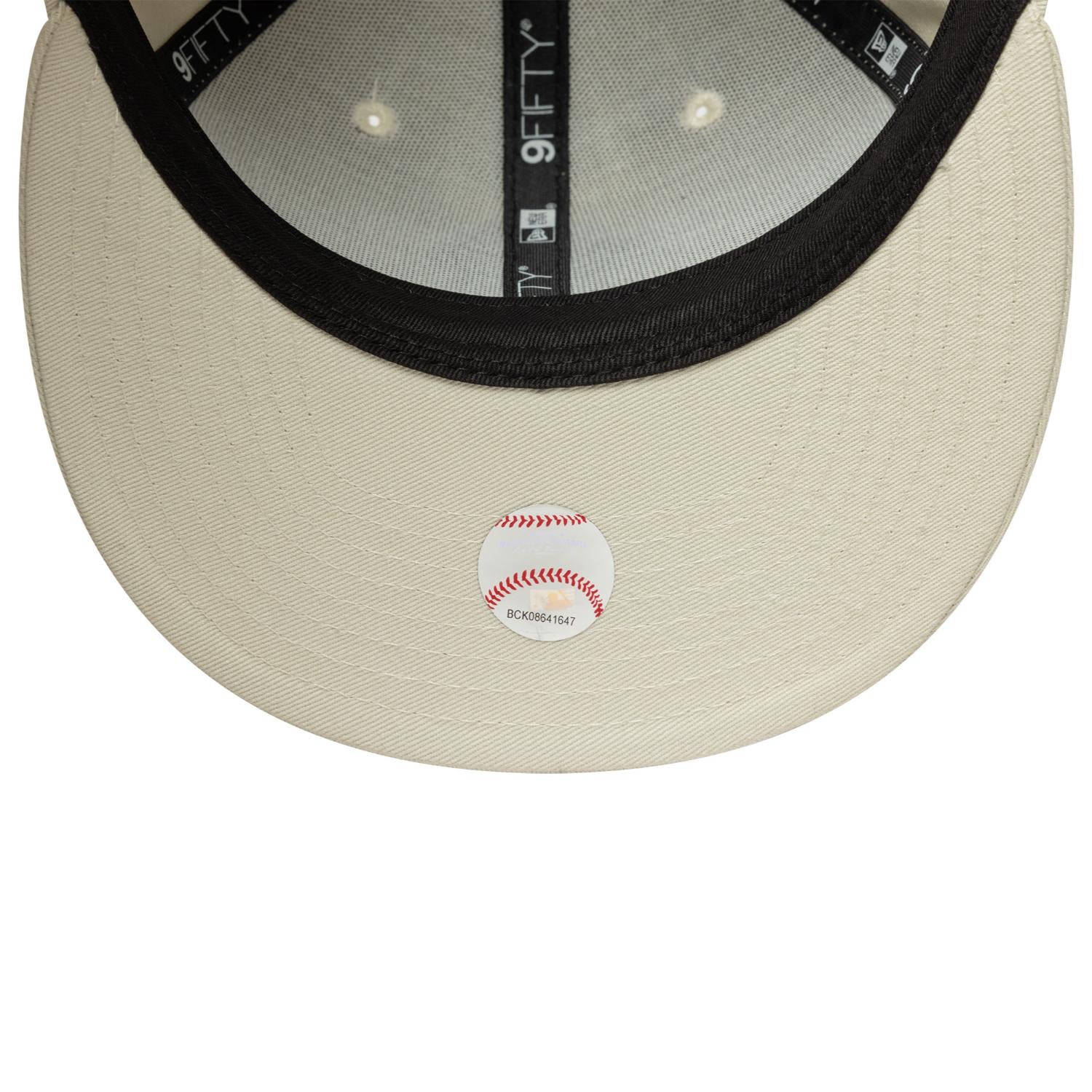 New York Yankees New Era Big Patch 9FIFTY Snapback MLB Cap Beige - STADIUMDREAMS