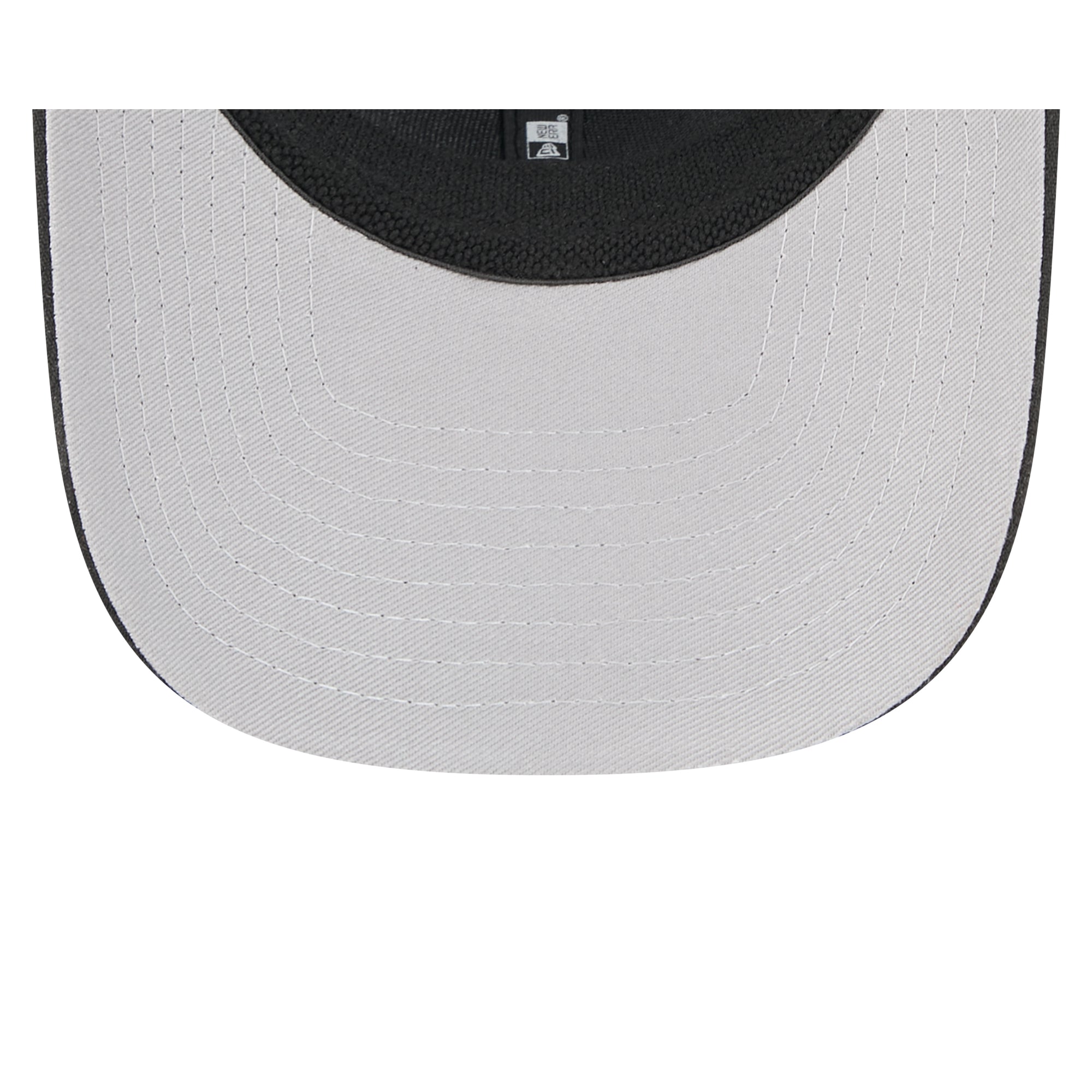 Atlanta Falcons New Era 2025 NFL Team Collection 9SEVENTY Stretch Snap Trucker Cap Schwarz - STADIUMDREAMS