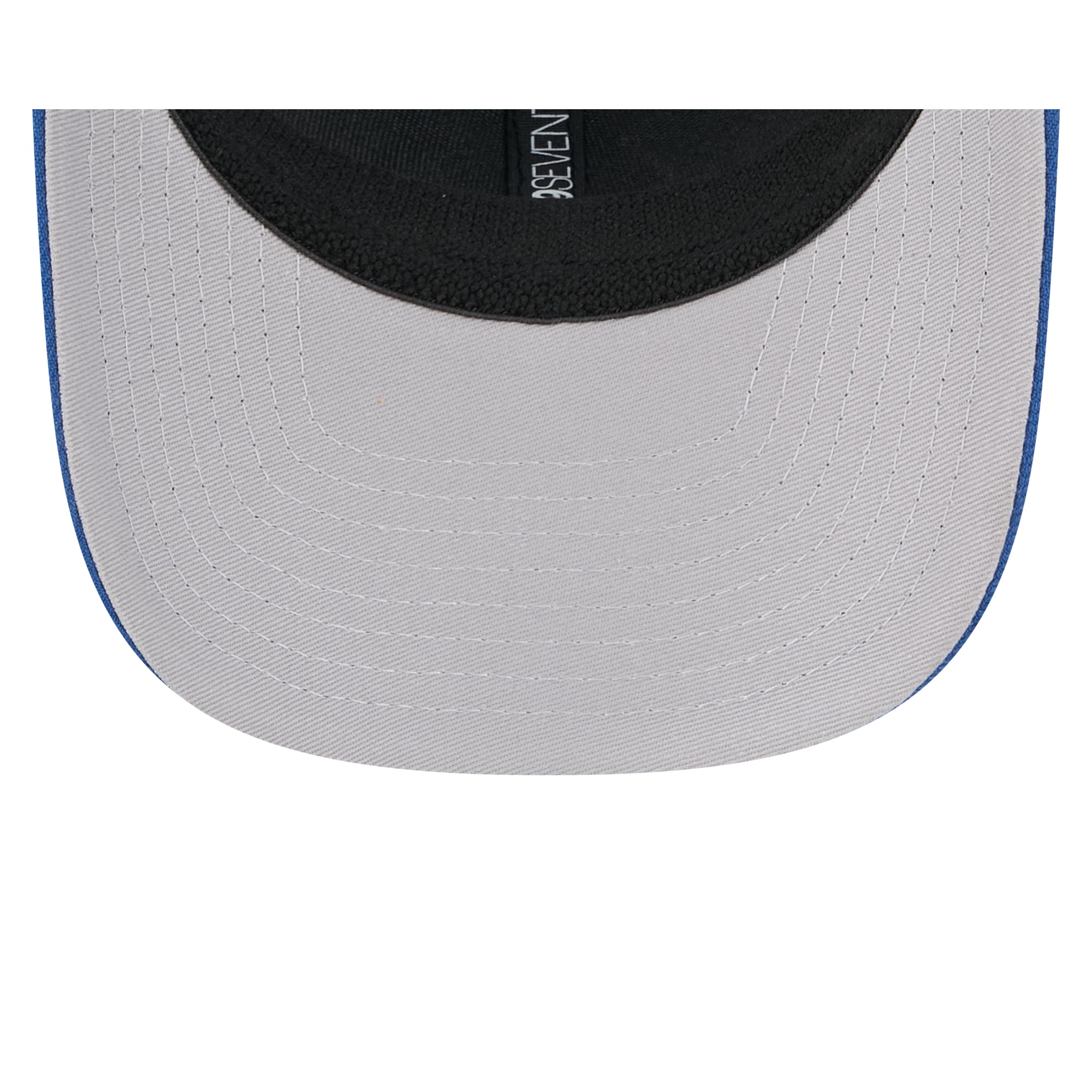 Indianapolis Colts New Era 2025 NFL Team Collection 9SEVENTY Stretch Snap Trucker Cap Blau - STADIUMDREAMS