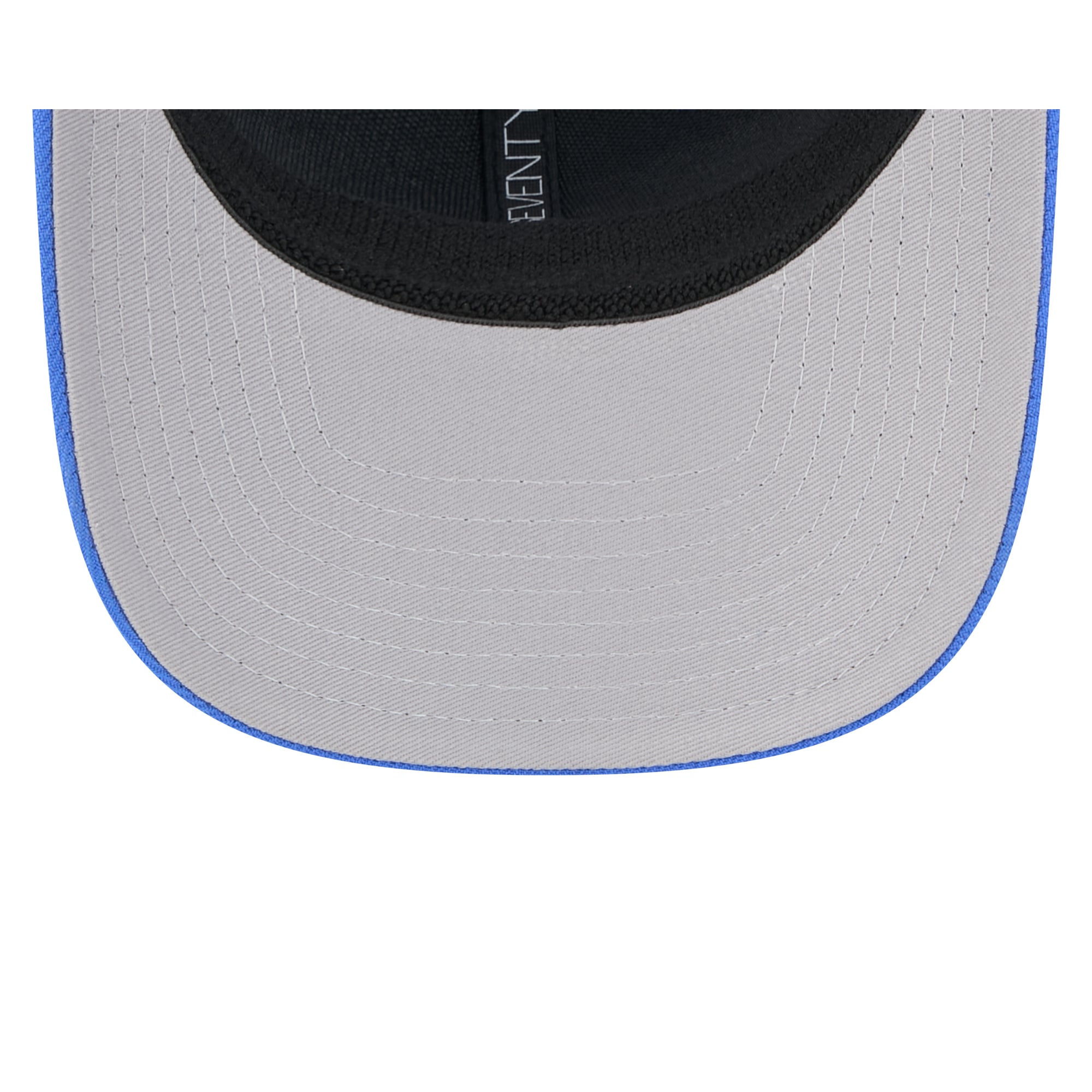 Los Angeles Rams New Era 2025 NFL Team Collection 9SEVENTY Stretch Snap Trucker Cap Blau - STADIUMDREAMS