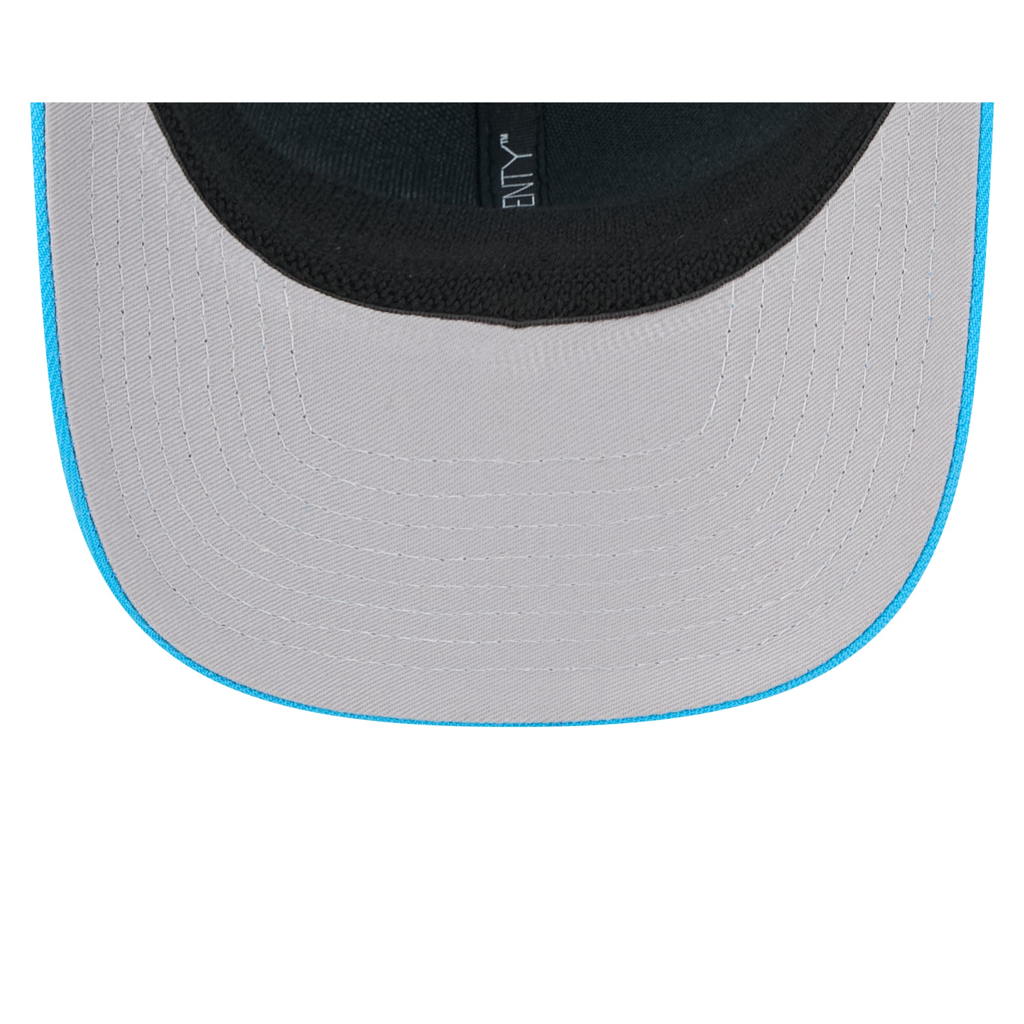 Carolina Panthers New Era 2025 NFL Team Collection 9SEVENTY Stretch Snap Trucker Cap Blau - STADIUMDREAMS