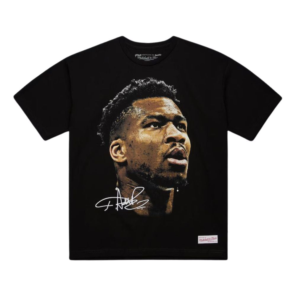 Giannis Antetokounmpo Milwaukee Bucks Mitchell & Ness Painted Real Big Face NBA T-Shirt Schwarz