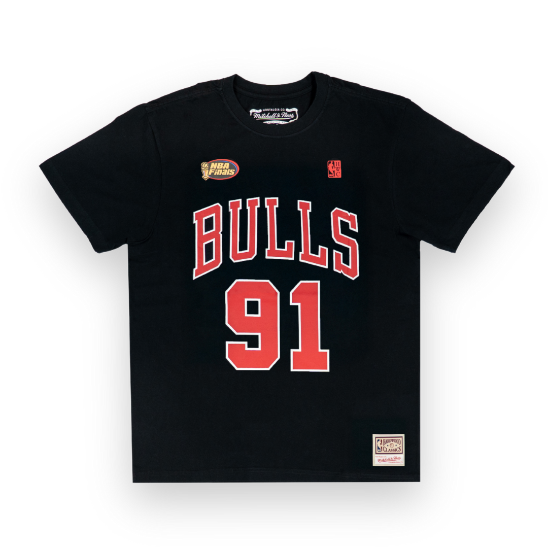 Dennis Rodman #91 Chicago Bulls Mitchell & Ness NBA Name & Number T-Shirt Black
