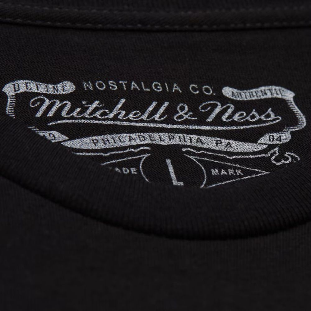 Kevin Durant Phoenix Suns Mitchell & Ness Painted Real Big Face NBA T-Shirt Schwarz - STADIUMDREAMS