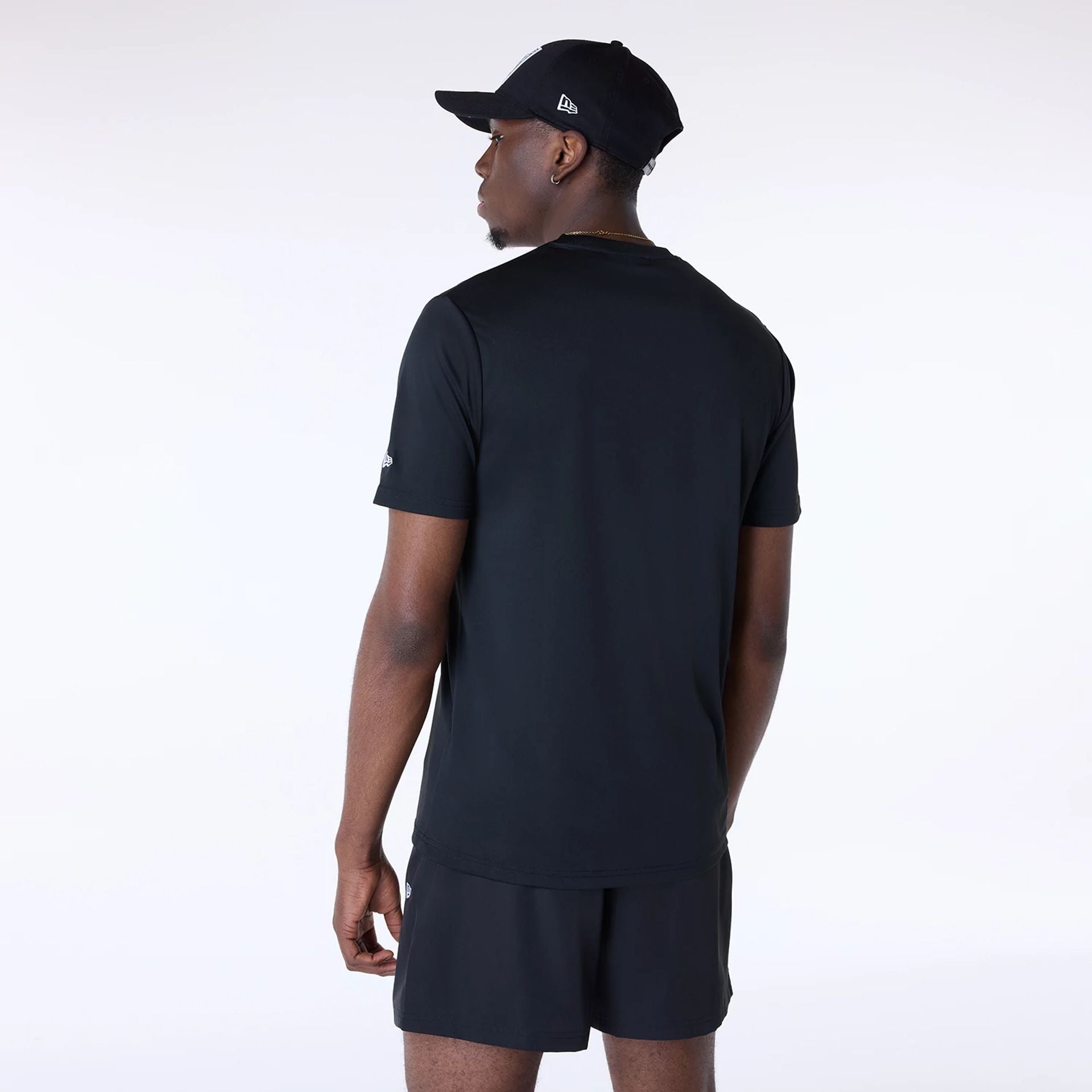 Las Vegas Raiders New Era GYM Essentials Polyester NFL T-Shirt Schwarz - STADIUMDREAMS