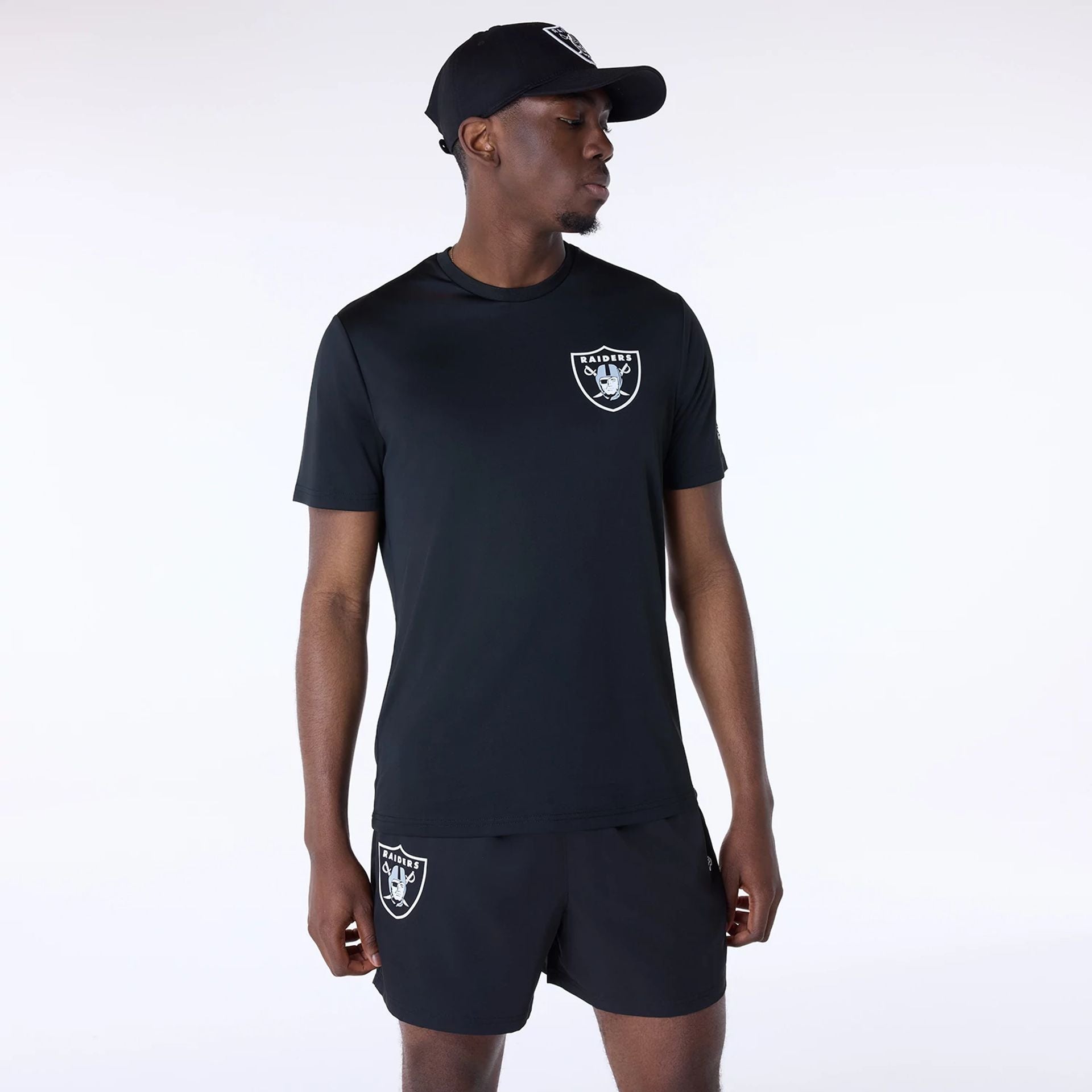 Las Vegas Raiders New Era GYM Essentials Polyester NFL T-Shirt Schwarz - STADIUMDREAMS