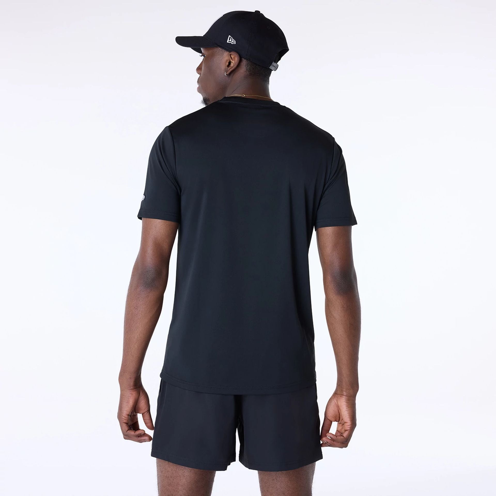 Las Vegas Raiders New Era GYM Essentials Polyester NFL T-Shirt Schwarz - STADIUMDREAMS