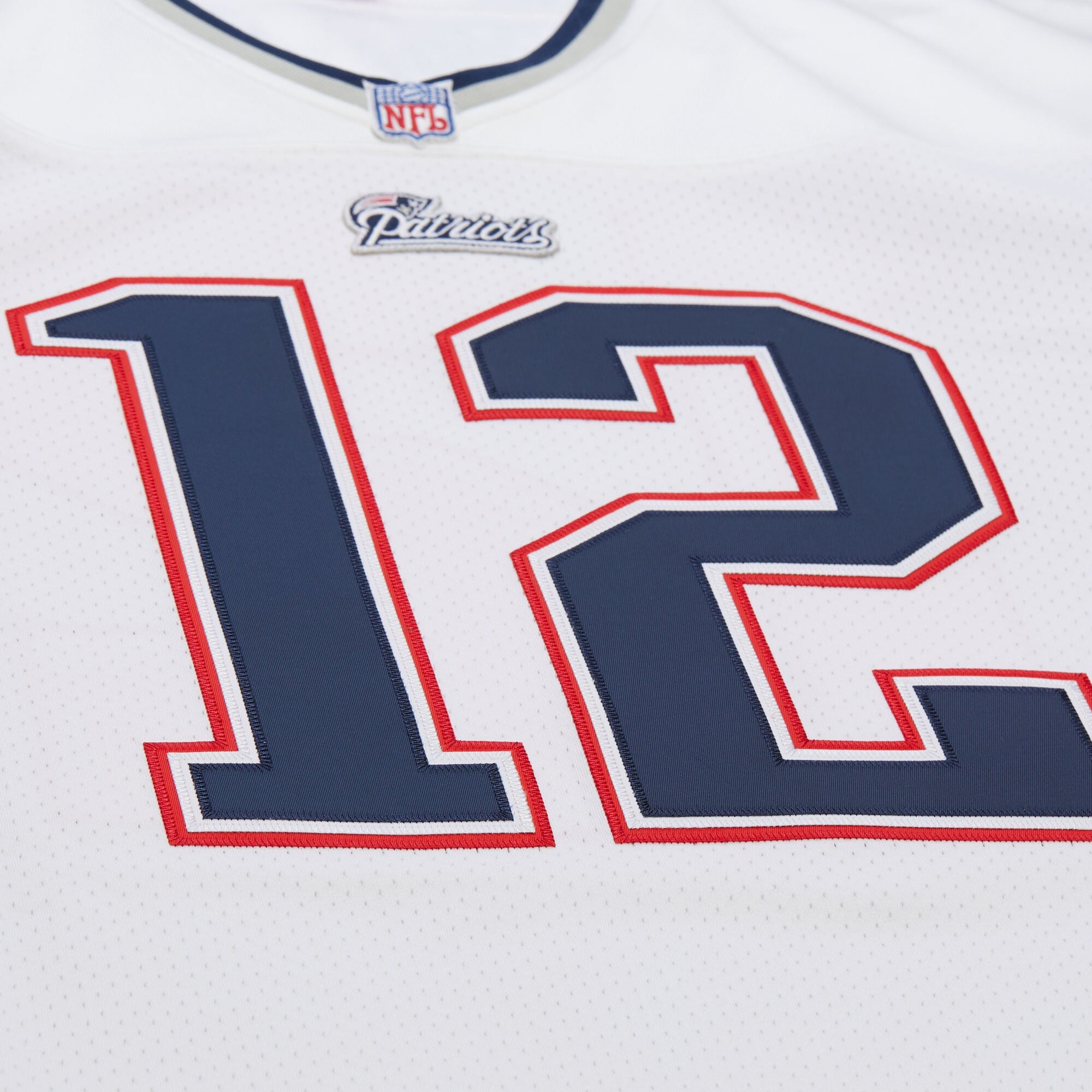 Tom Brady #12 New England Patriots 2000 Mitchell & Ness AUTHENTIC NFL Trikot Weiß