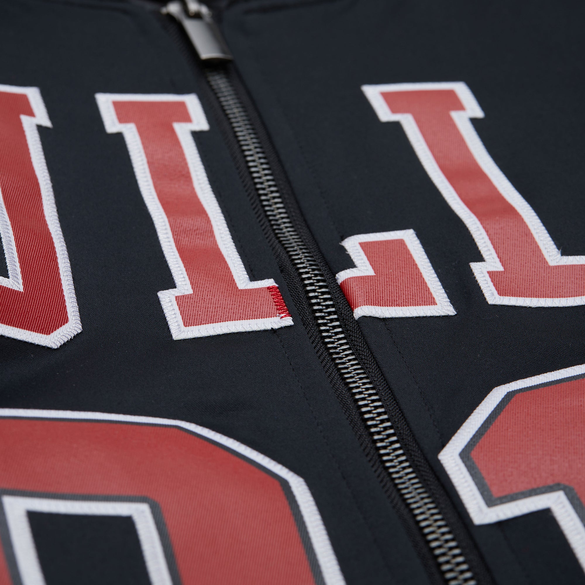 Dennis Rodman #91 Chicago Bulls Player Maxxed Out Satin Bomber NBA Jacke Schwarz