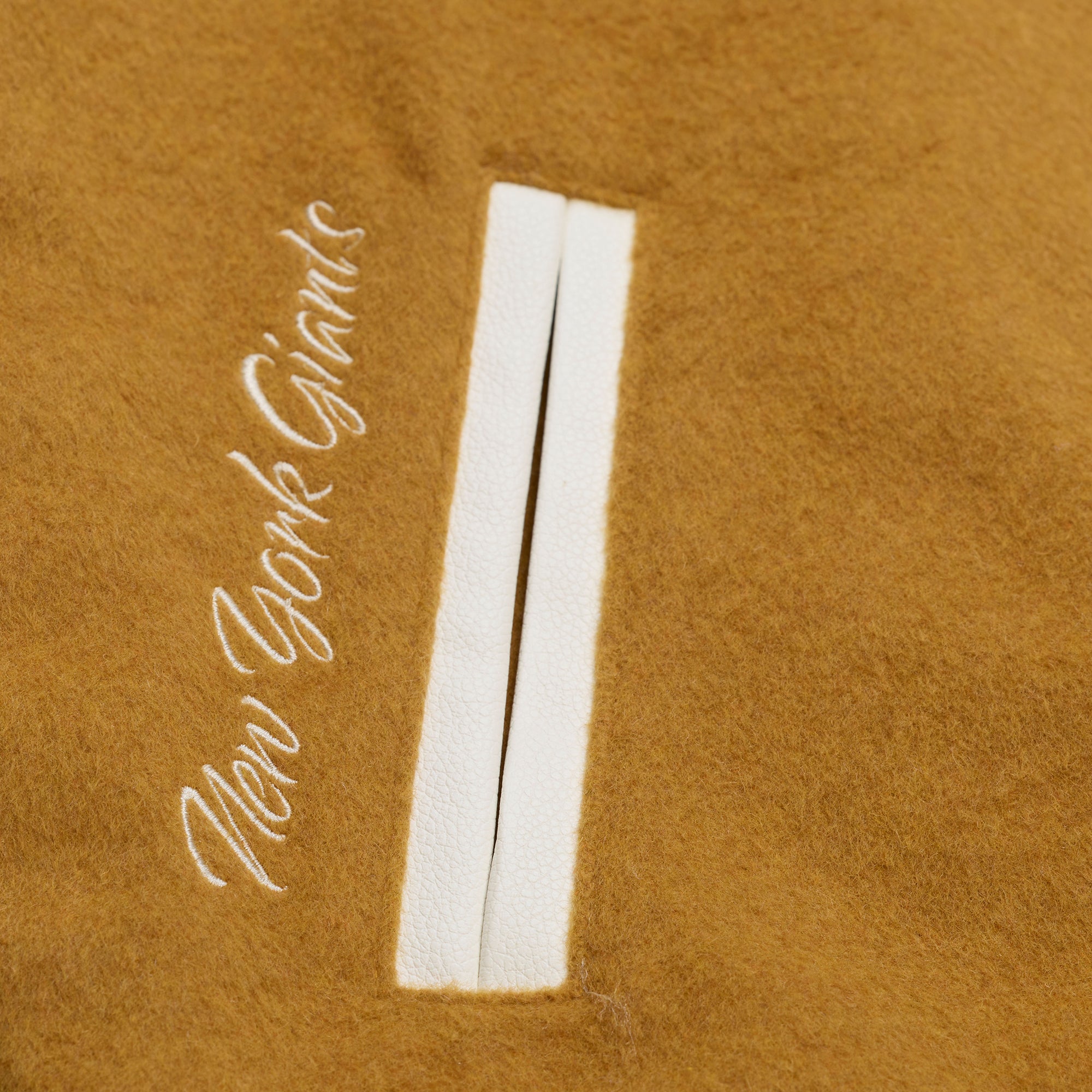 New York Giants Mitchell & Ness Dusted Collection Premium Patches NFL College Jacke Beige