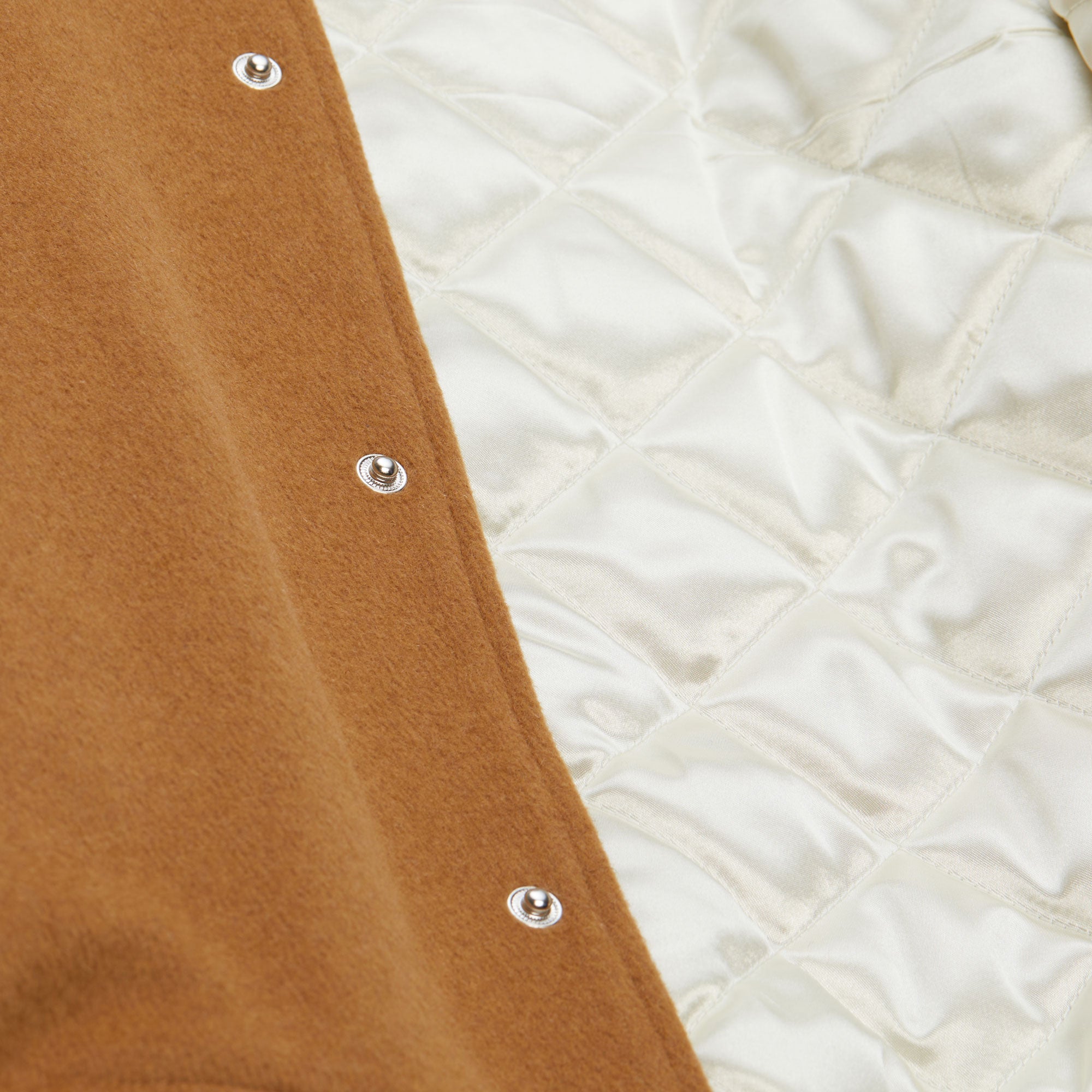 Philadelphia Eagles Mitchell & Ness Dusted Collection Premium Patches NFL College Jacke Beige