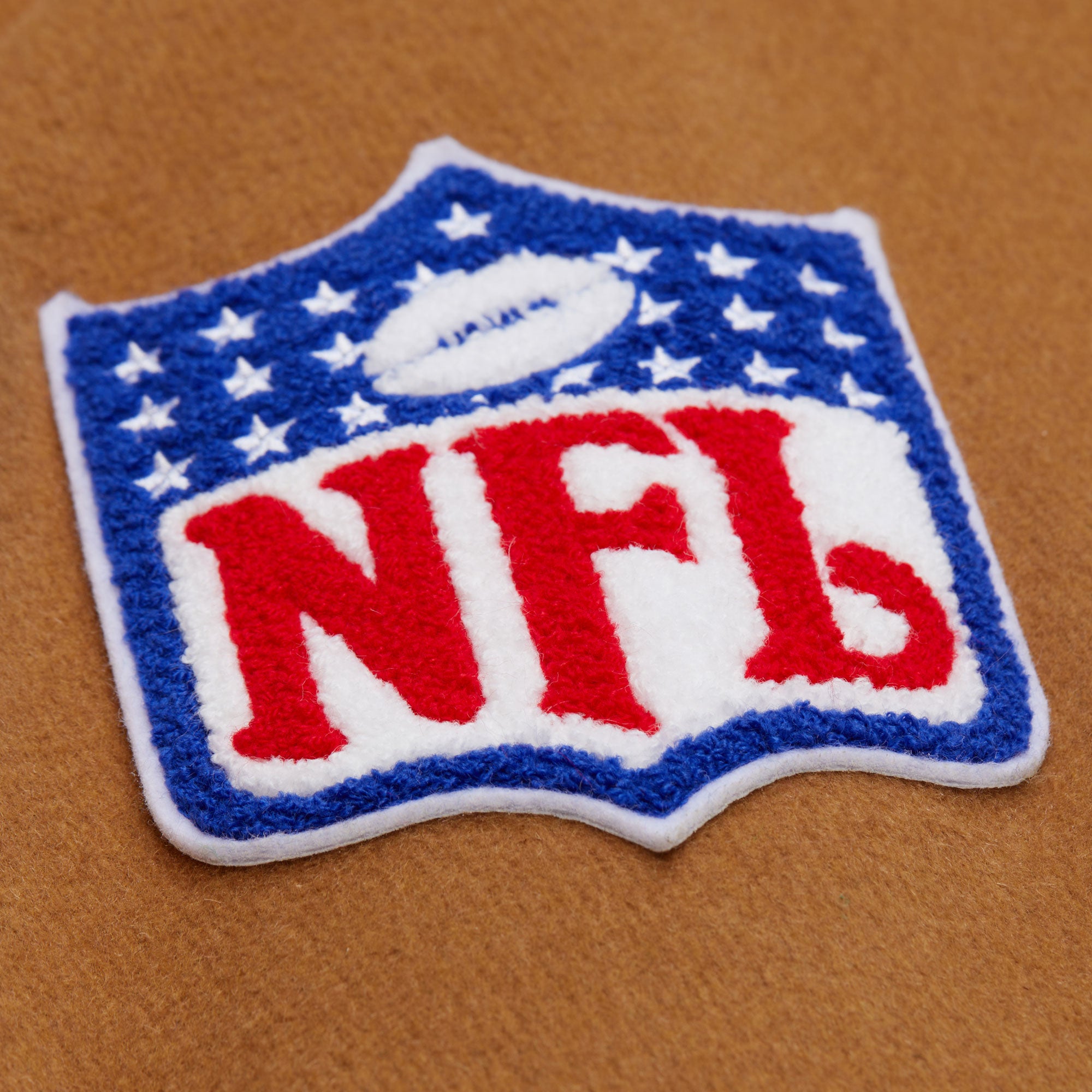 Philadelphia Eagles Mitchell & Ness Dusted Collection Premium Patches NFL College Jacke Beige