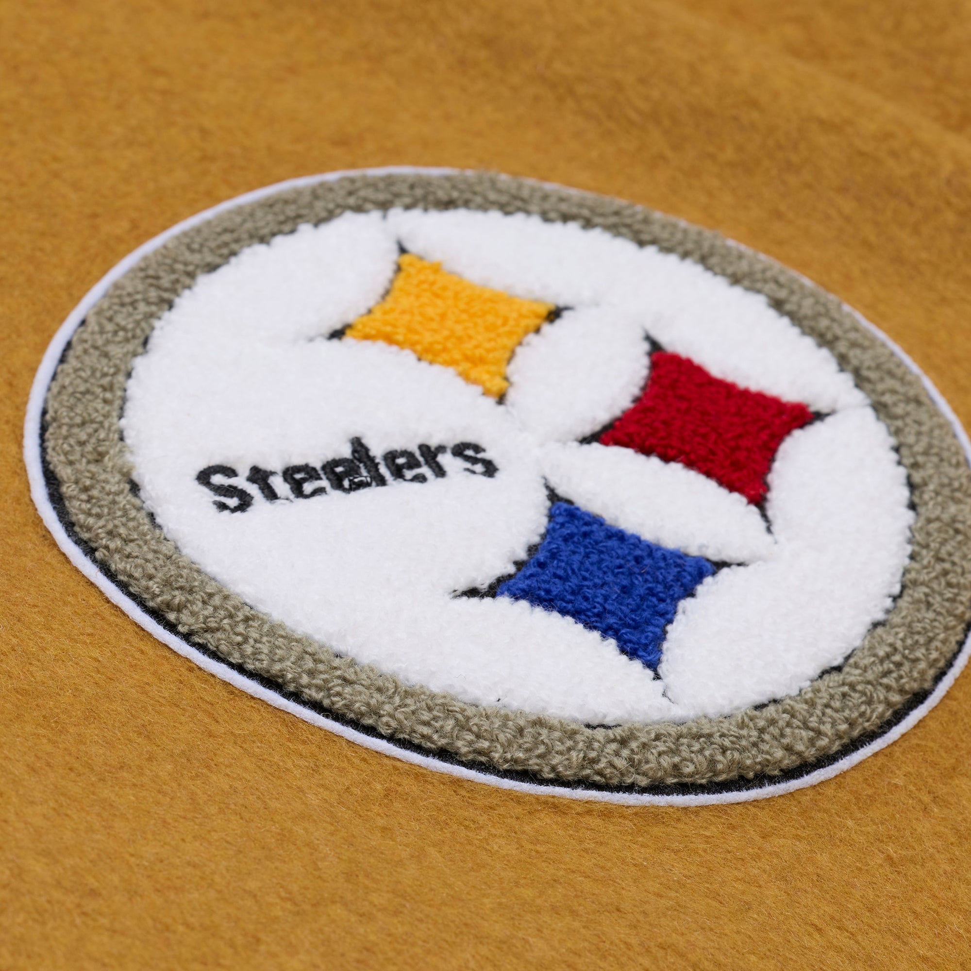 Pittsburgh Steelers Mitchell & Ness Dusted Collection Premium Patches NFL College Jacke Beige