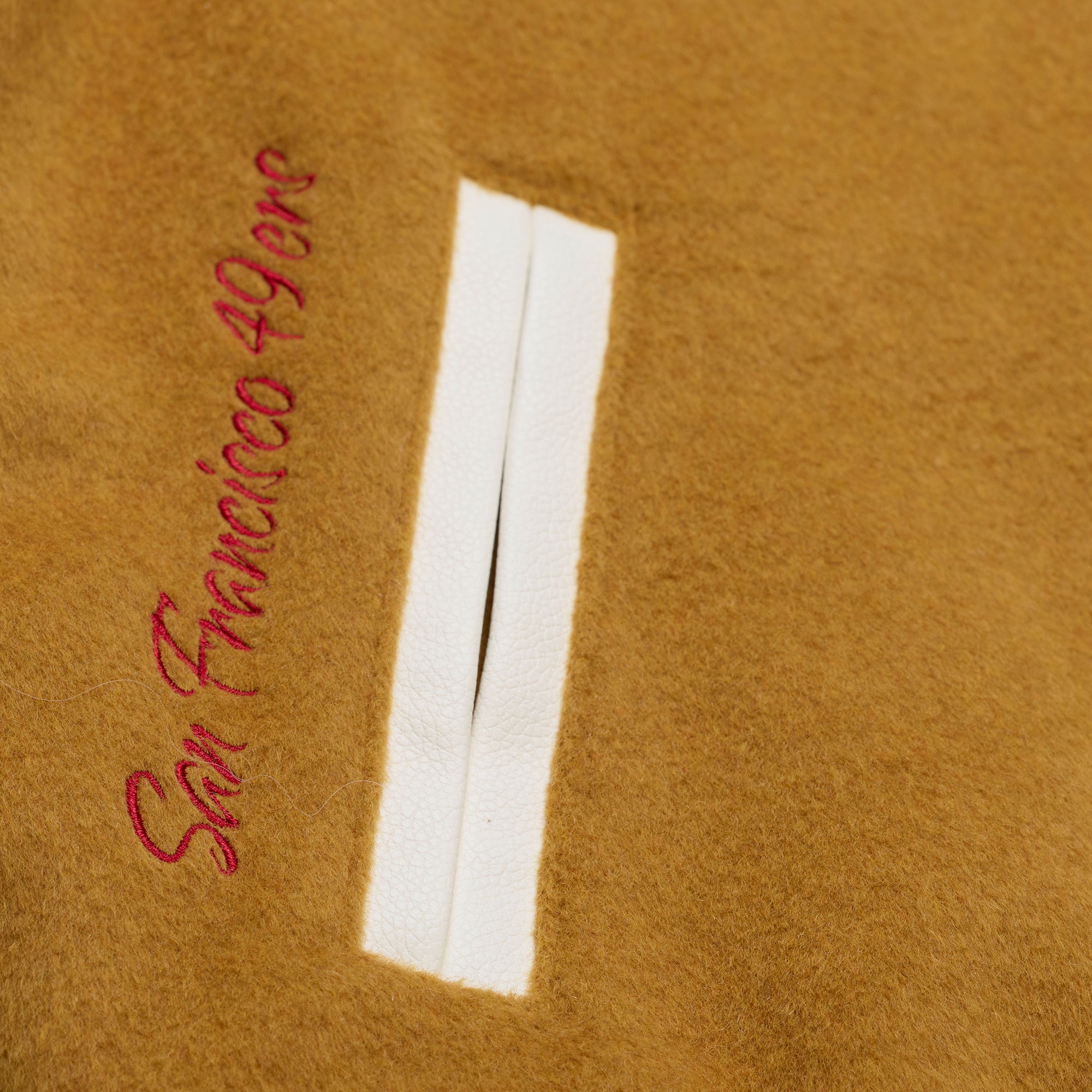 San Francisco 49ers Mitchell & Ness Dusted Collection Premium Patches NFL College Jacke Beige