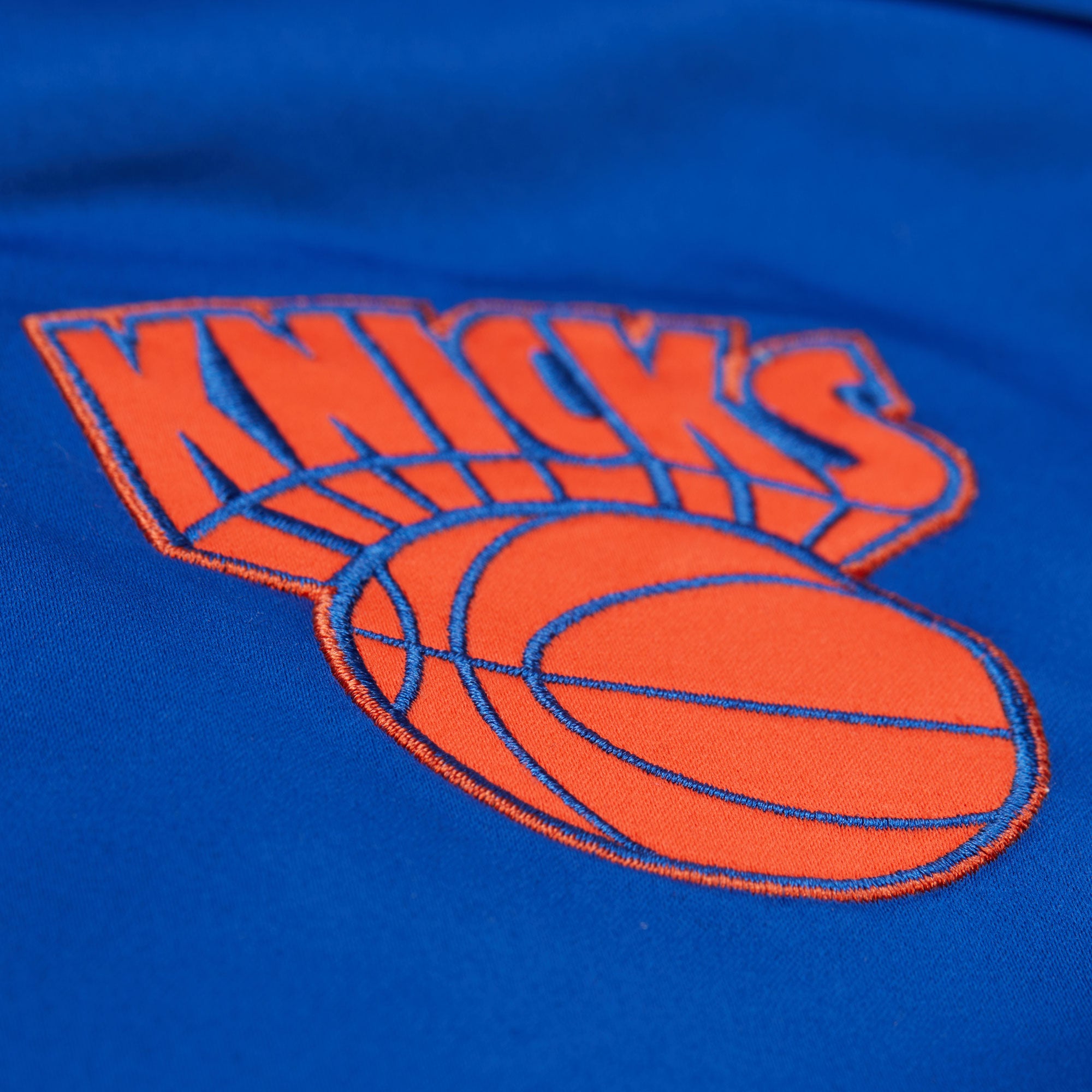 New York Knicks Mitchell & Ness Team Origins Patch NBA Jacke Blau - STADIUMDREAMS