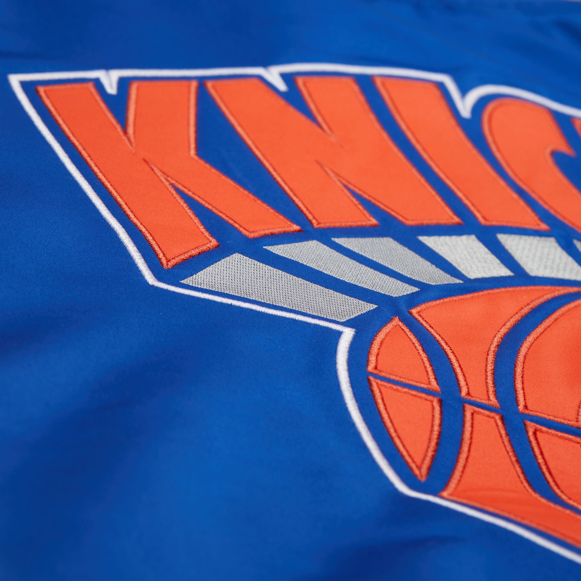 New York Knicks Mitchell & Ness Team Origins Patch NBA Jacke Blau - STADIUMDREAMS