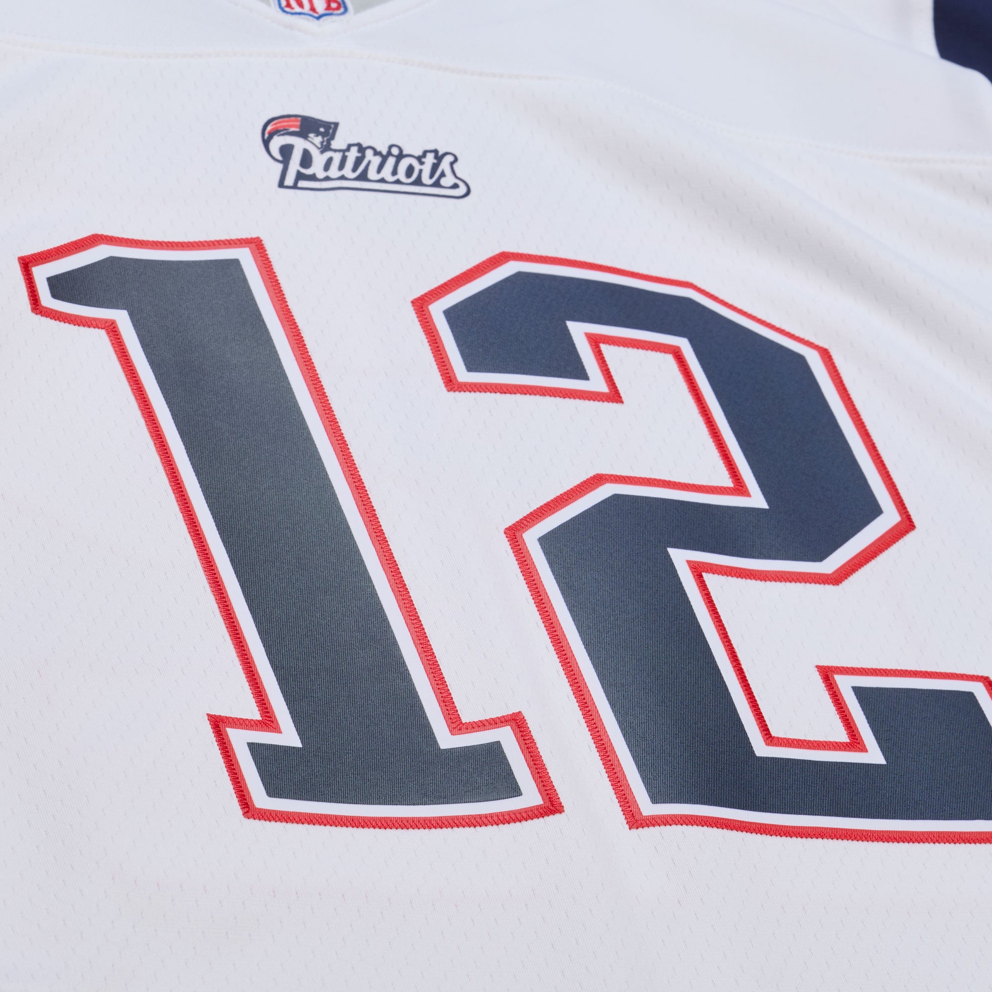 Tom Brady #12 New England Patriots 2000 Mitchell & Ness Legacy NFL Trikot Weiß