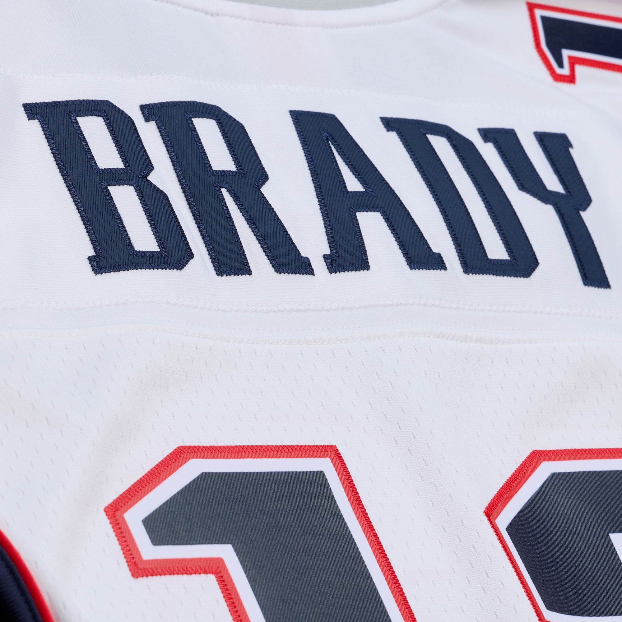 Tom Brady #12 New England Patriots 2000 Mitchell & Ness Legacy NFL Trikot Weiß