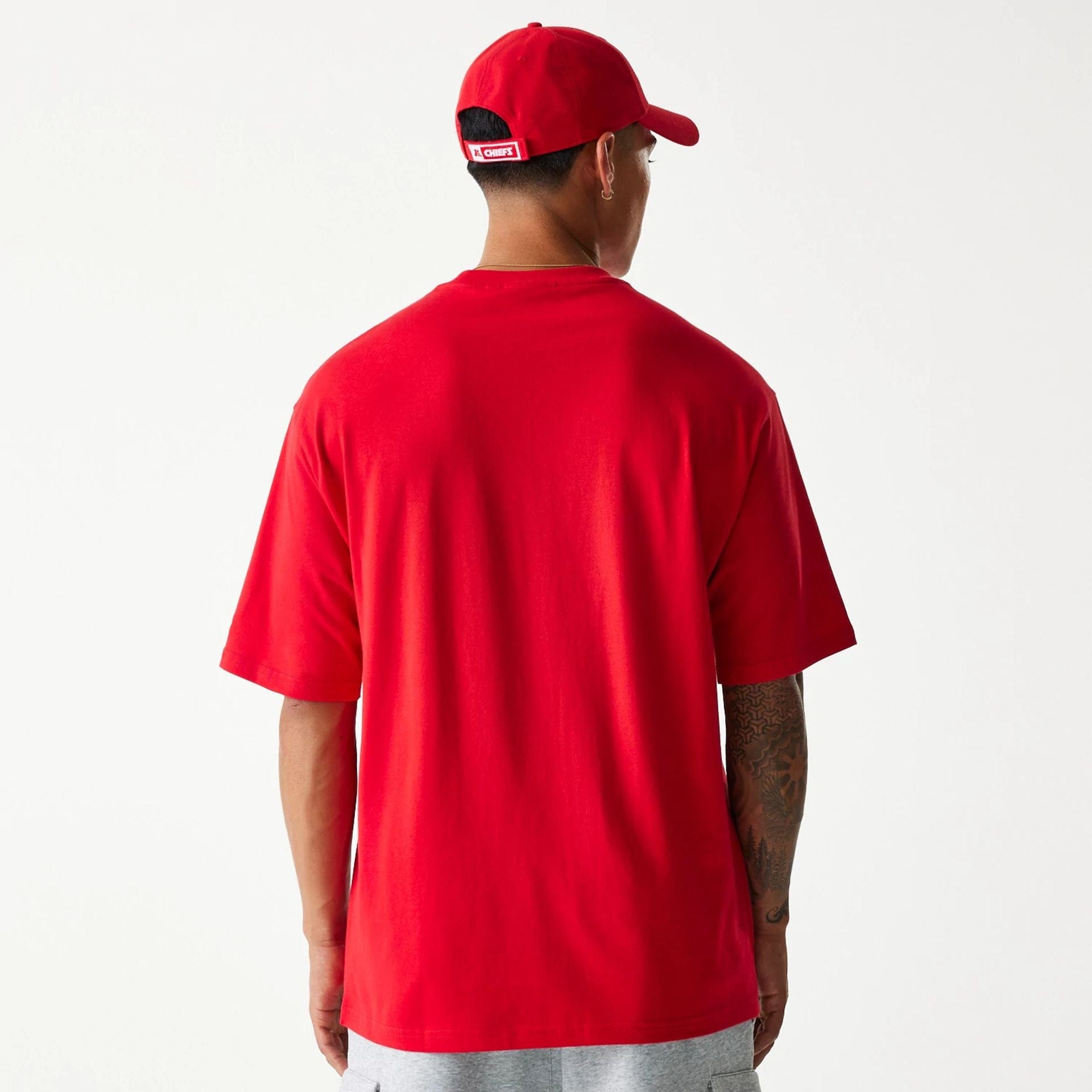 Kansas City Chiefs New Era Oversized Helmet NFL T-Shirt Red