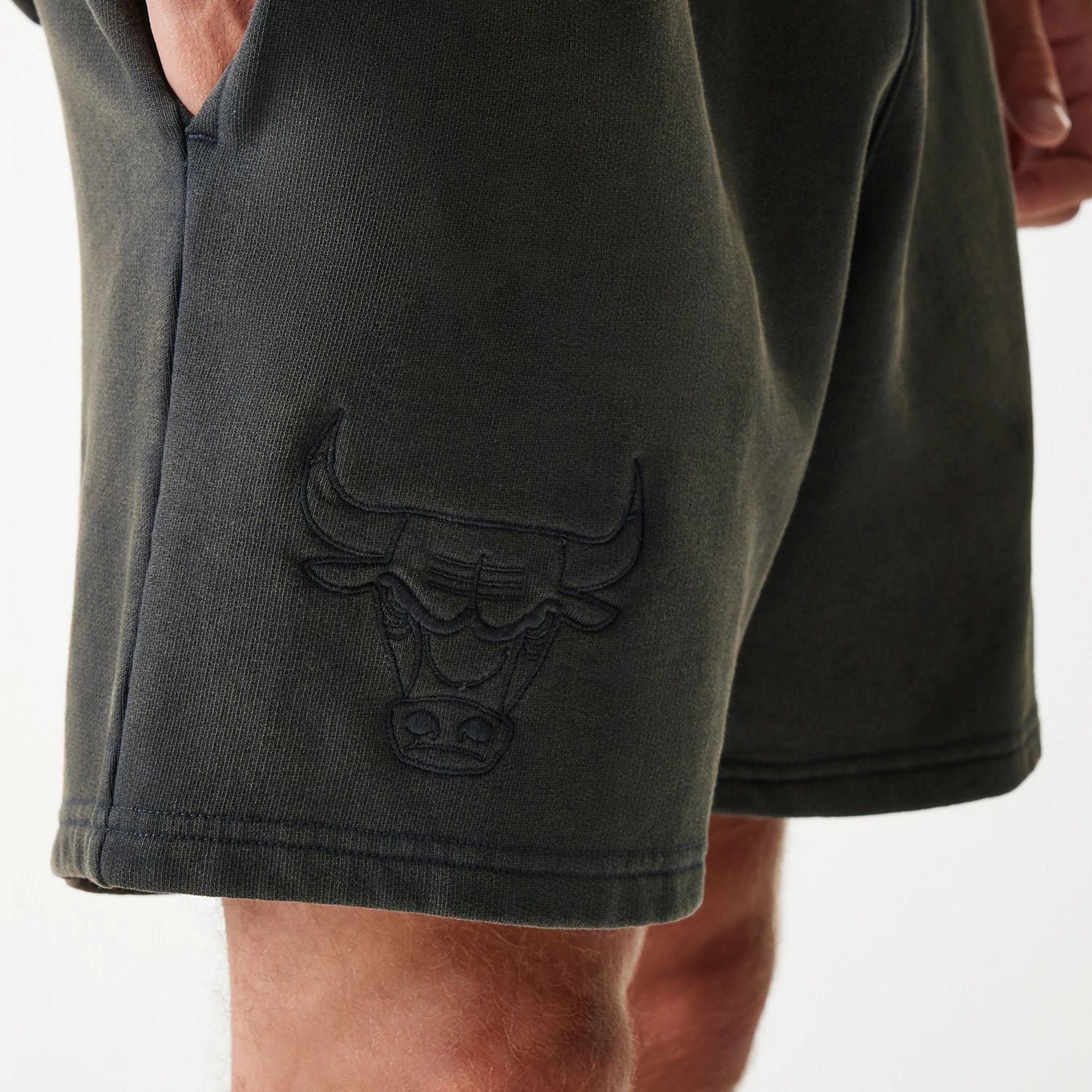 Chicago Bulls New Era Washed Style NBA Shorts Grau