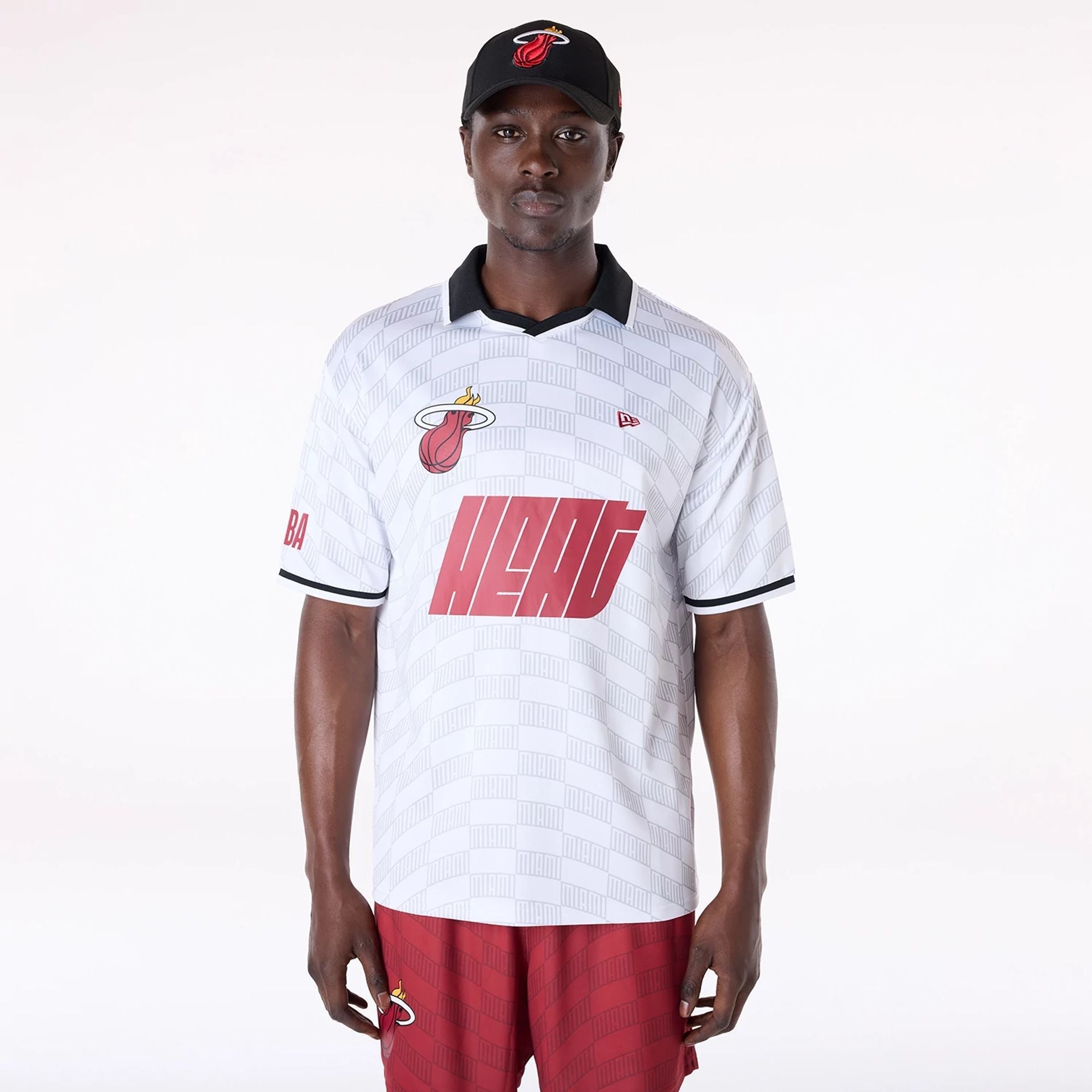 Miami Heat New Era Soccer Style Oversized NBA T-Shirt Weiß - STADIUMDREAMS