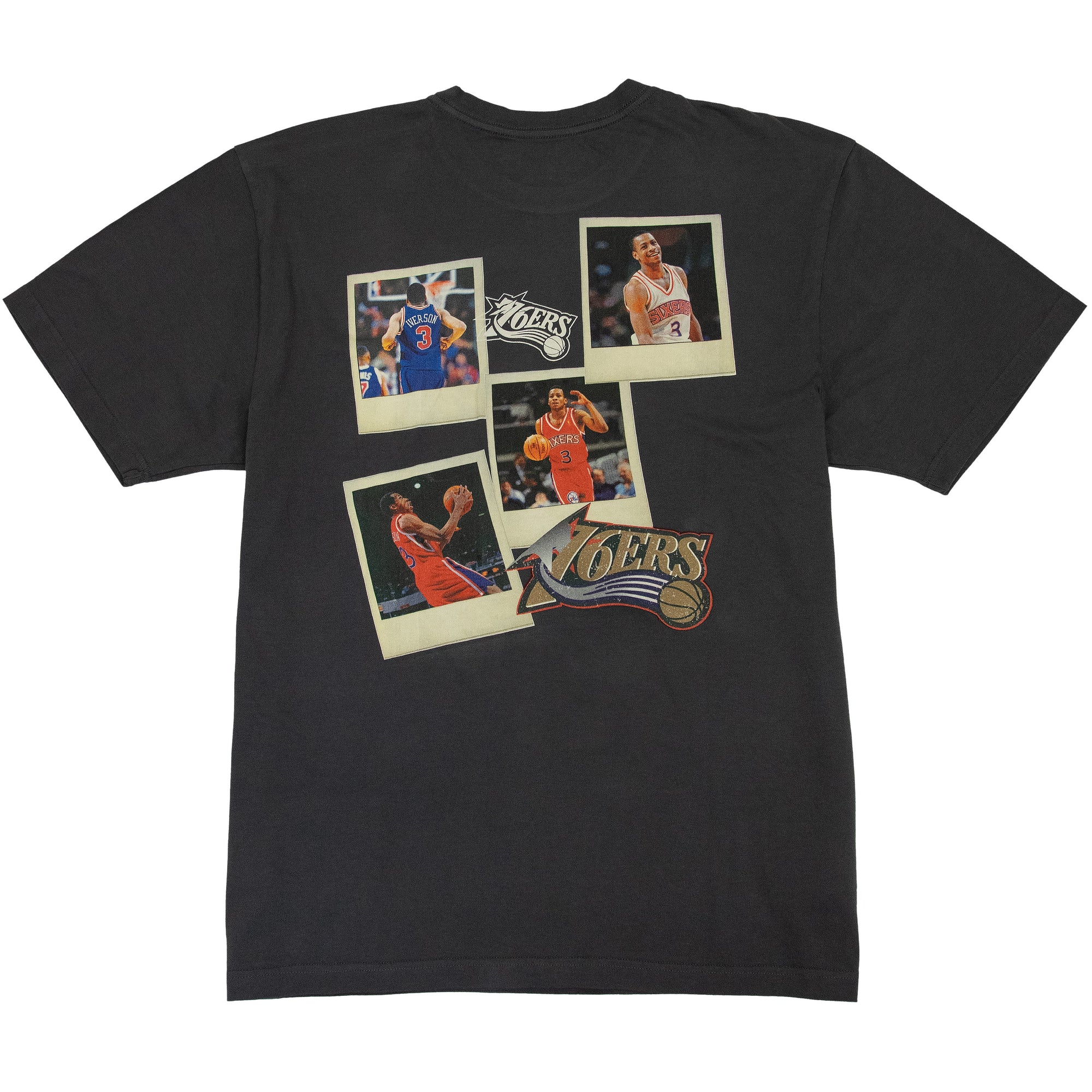 Allen Iverson #3 Philadelphia 76ers Polaroid Photo Backprint Mitchell & Ness NBA T-Shirt Schwarz