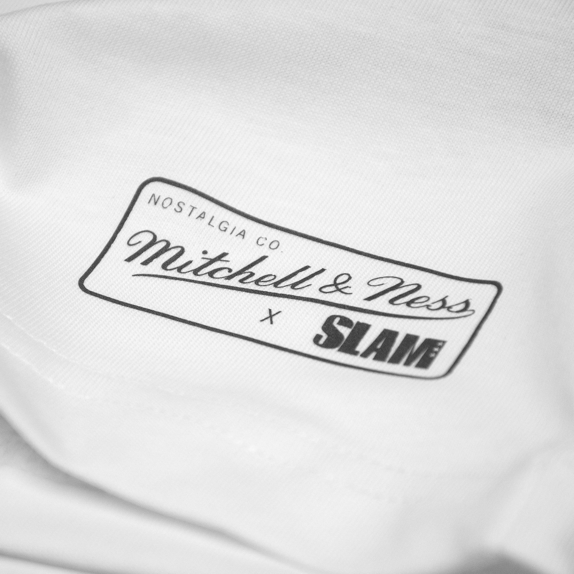 Jason Williams Sacramento Kings Mitchell & Ness Gradient SLAM Cover NBA T-Shirt Weiß