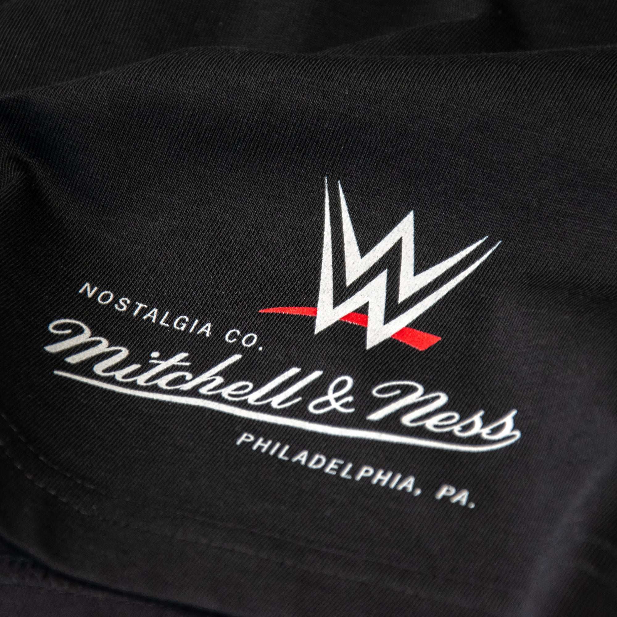 Stone Cold Steve Austin The Texas Rattlesnake Mitchell & Ness WWE Legend T-Shirt Schwarz