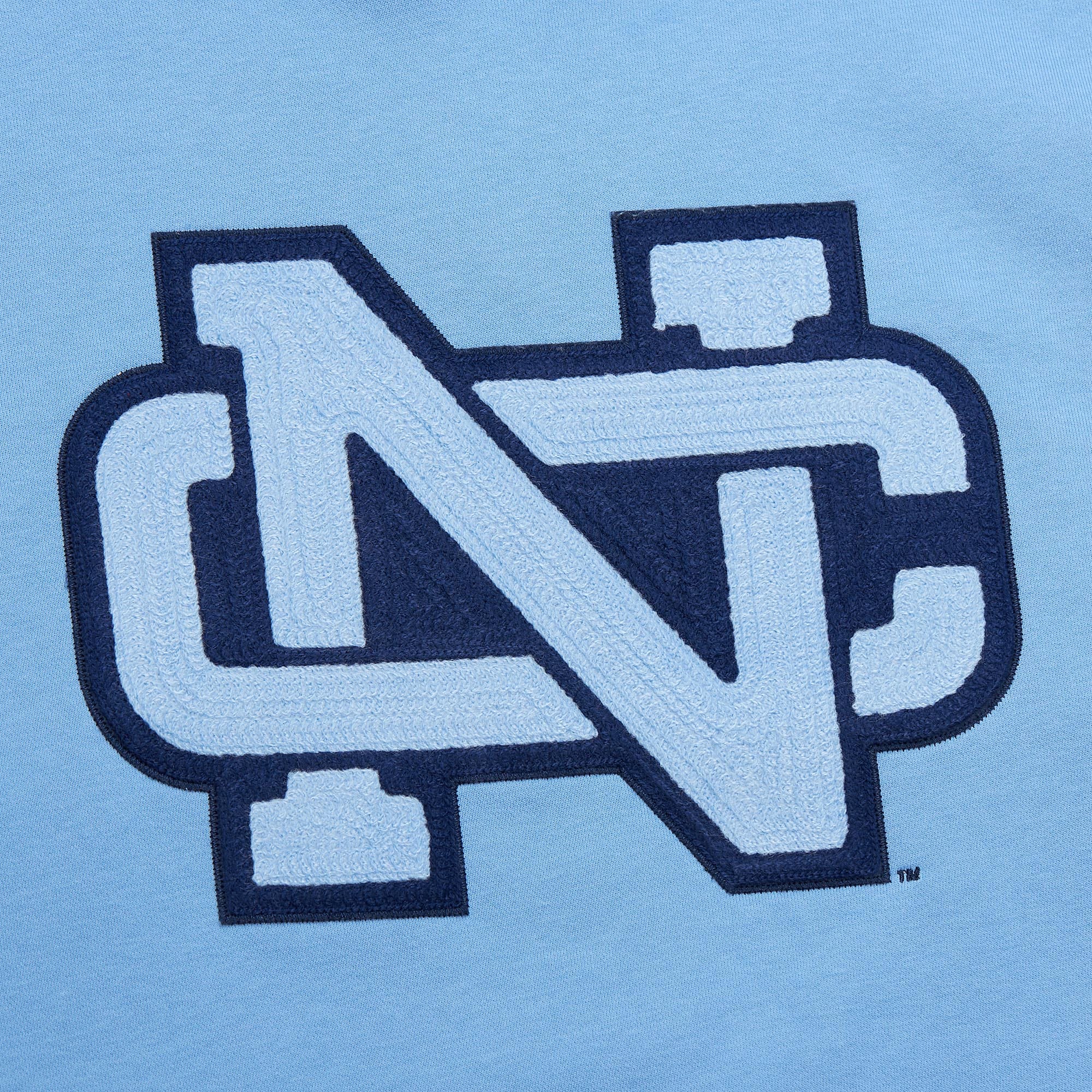 North Carolina Tar Heels Mitchell & Ness Heavyweight Chainstitch Premium NCAA Hoodie Blau - STADIUMDREAMS