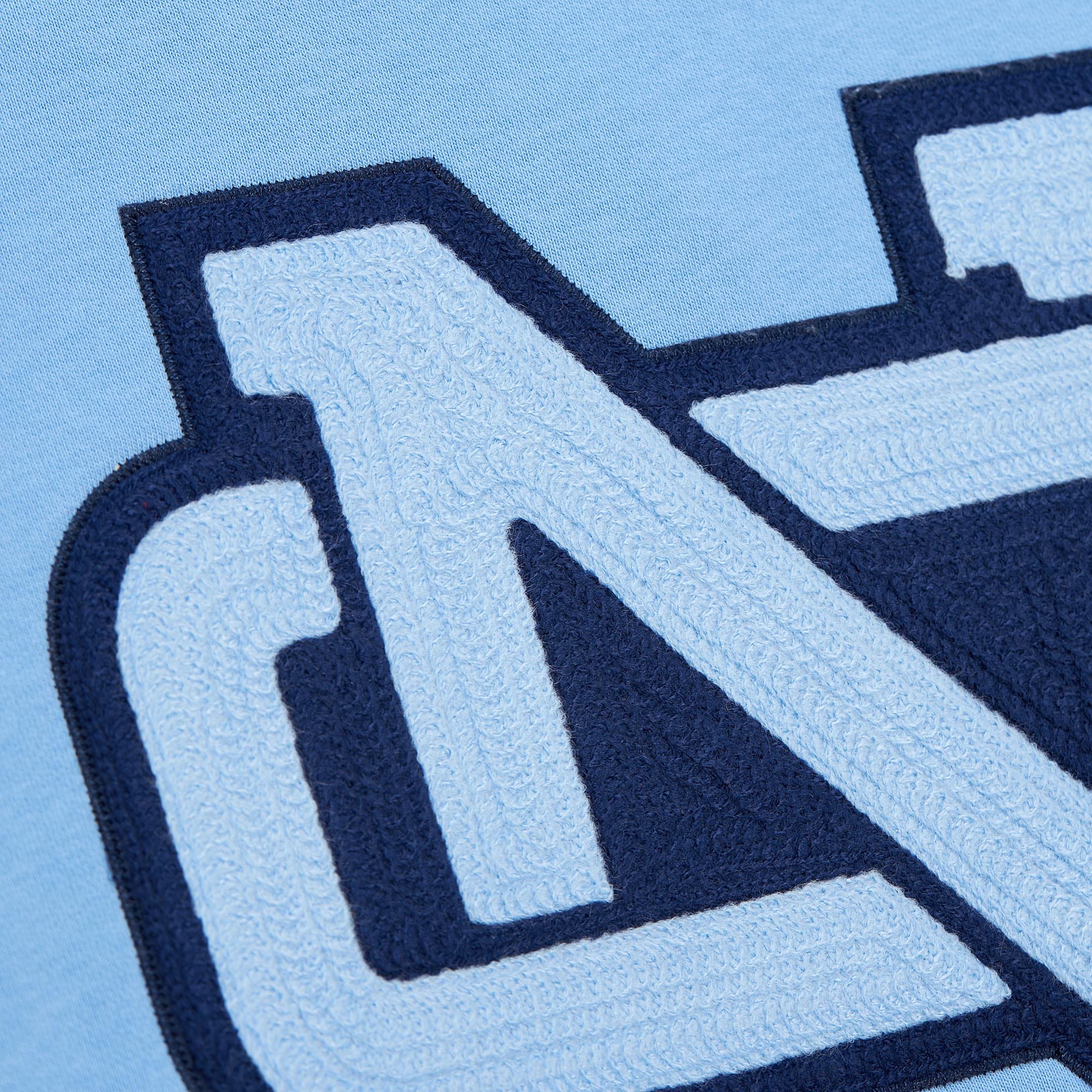 North Carolina Tar Heels Mitchell & Ness Heavyweight Chainstitch Premium NCAA Hoodie Blau - STADIUMDREAMS
