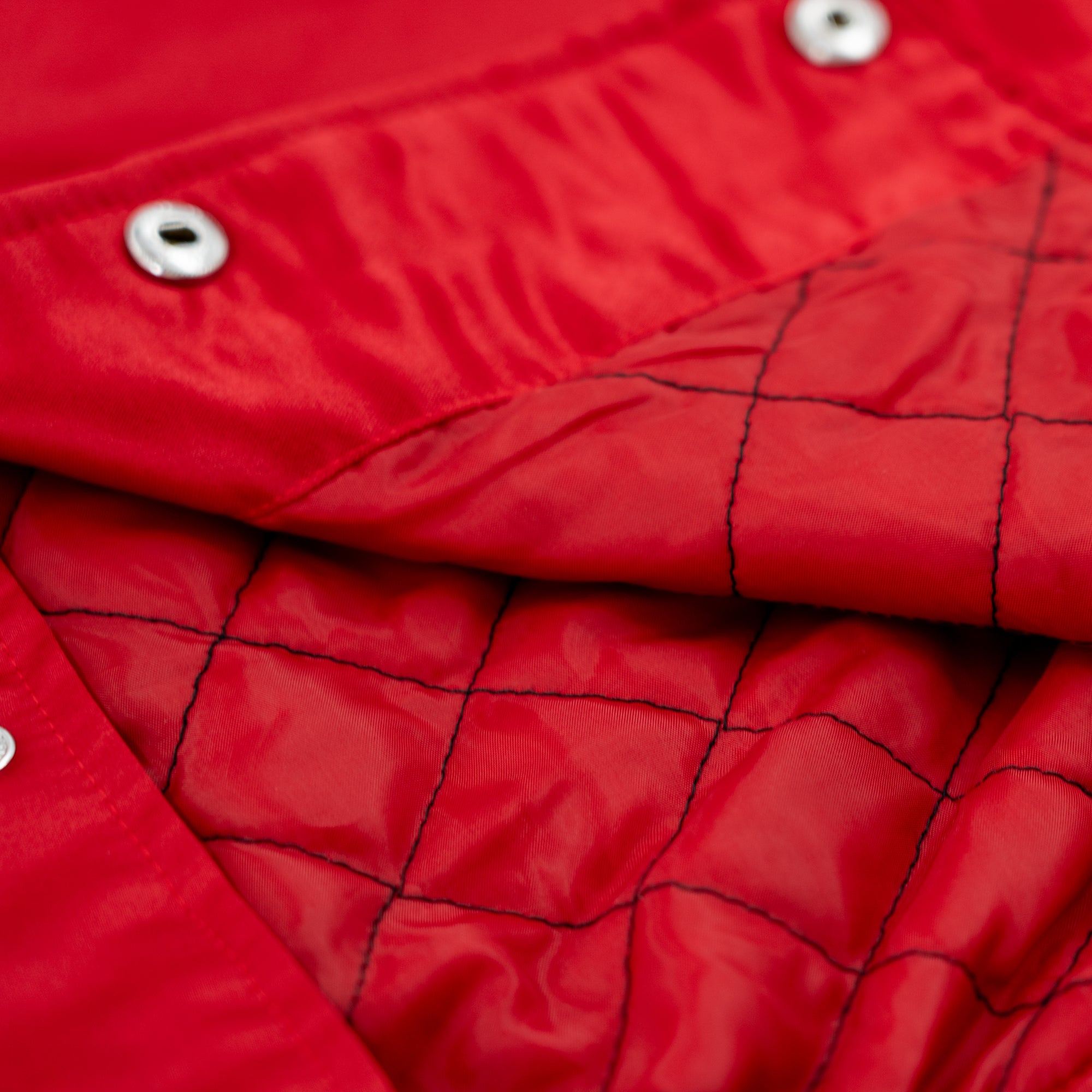 Kansas City Chiefs New Era USA EDITION Stitched Satin NFL Jacke Rot - STADIUMDREAMS