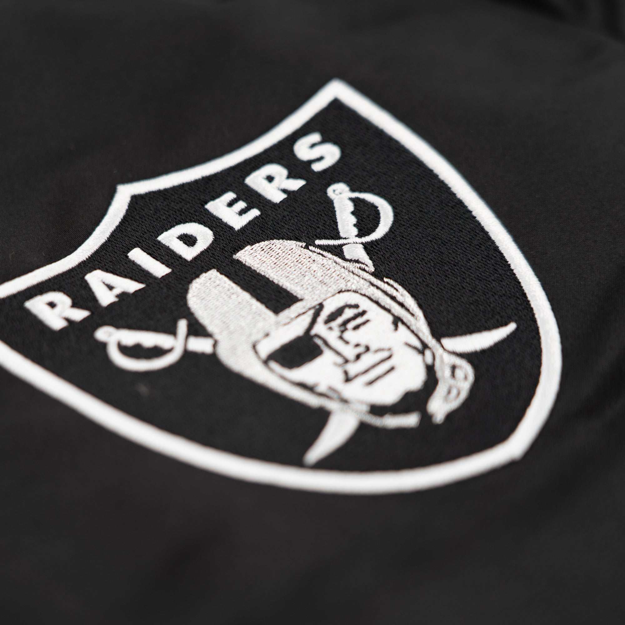 Las Vegas Raiders New Era USA EDITION Stitched Satin NFL Jacke Schwarz