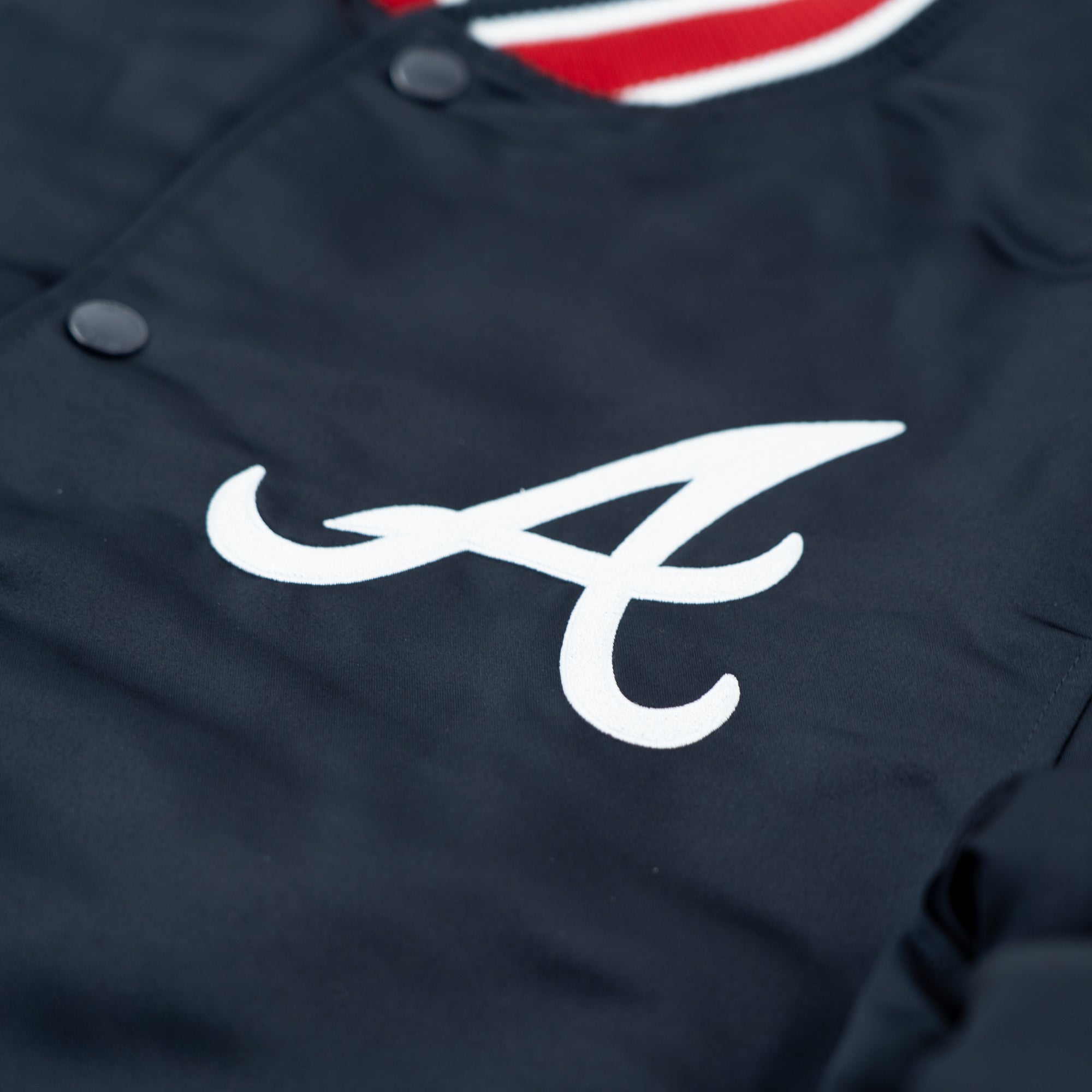 Atlanta Braves New Era USA EDITION Stitched Satin MLB Jacke Navy