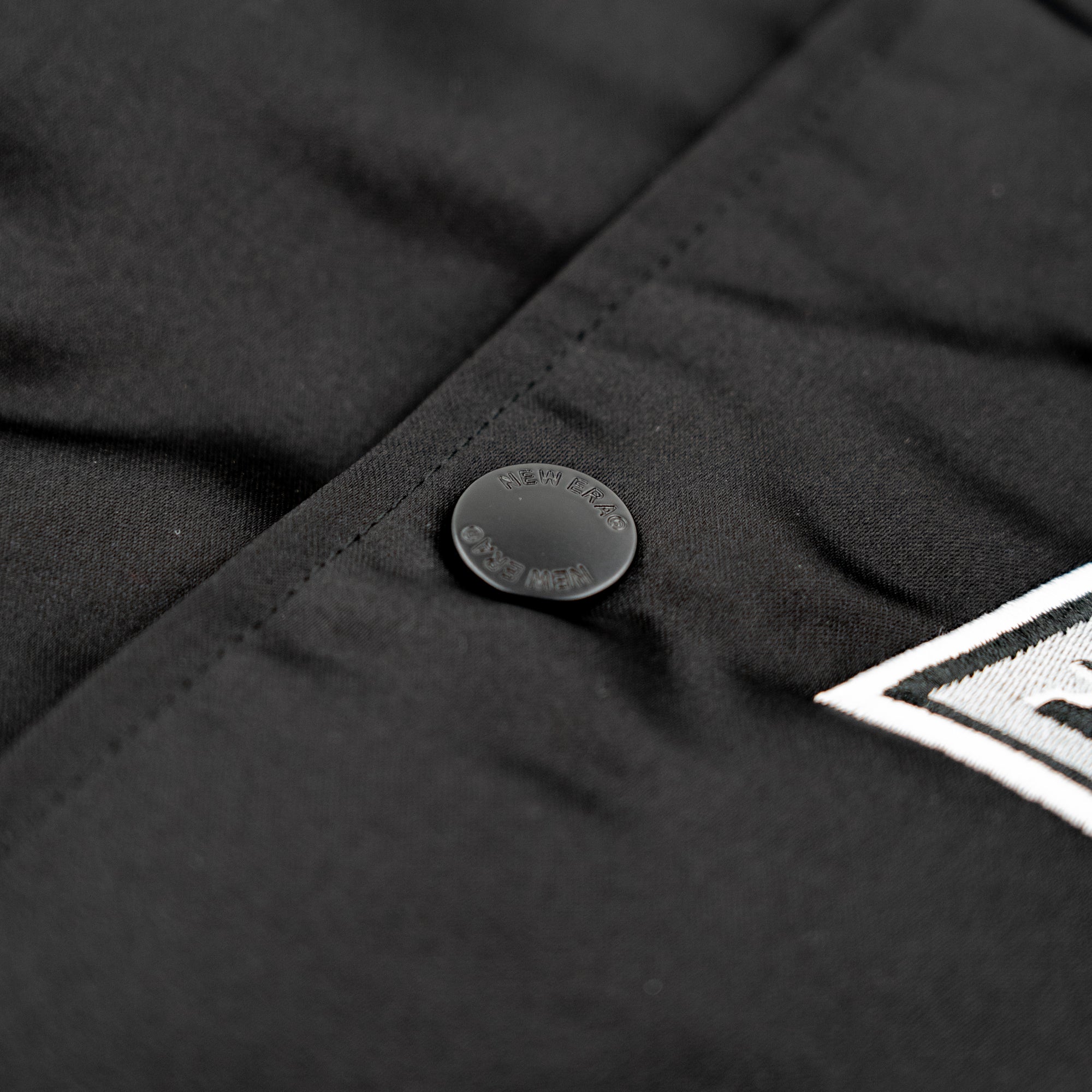 Los Angeles Kings New Era USA EDITION Stitched Satin NHL Jacke Schwarz