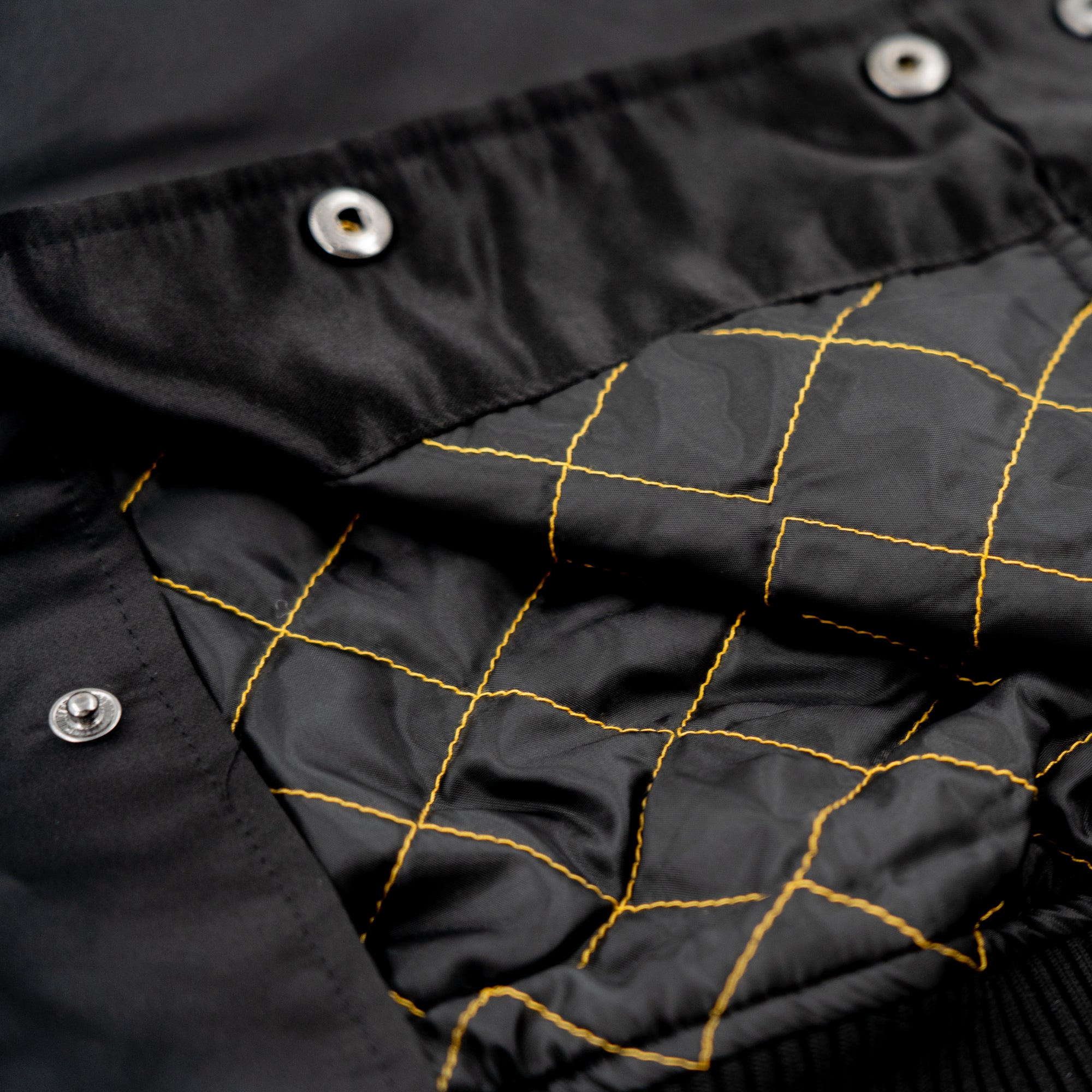 Boston Bruins New Era USA EDITION Stitched Satin NHL Jacke Schwarz