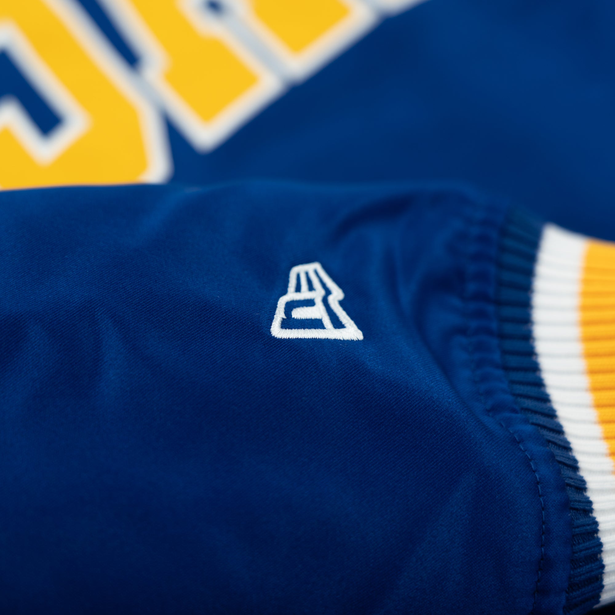 Buffalo Sabres New Era USA EDITION Stitched Satin NHL Jacke Blau - STADIUMDREAMS