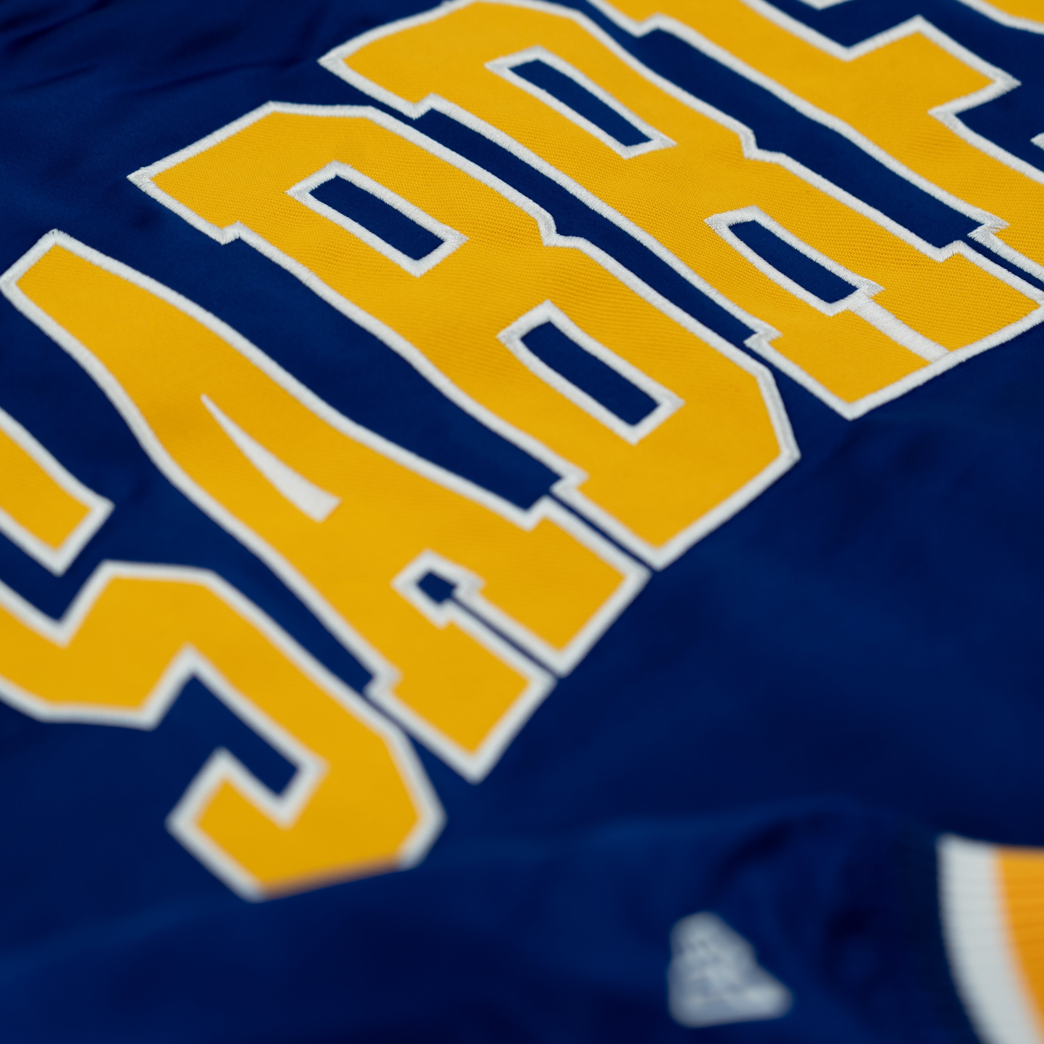 Buffalo Sabres New Era USA EDITION Stitched Satin NHL Jacke Blau - STADIUMDREAMS