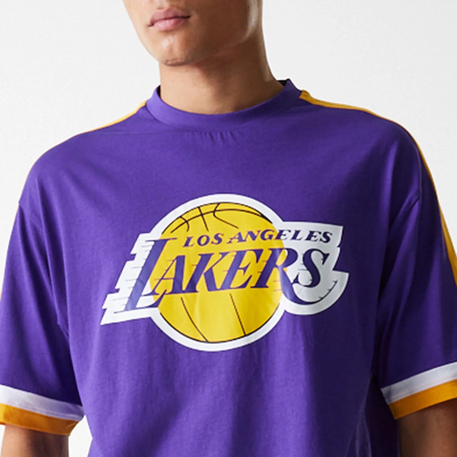 Los Angeles Lakers New Era NBA Panel T-Shirt Lila - STADIUMDREAMS