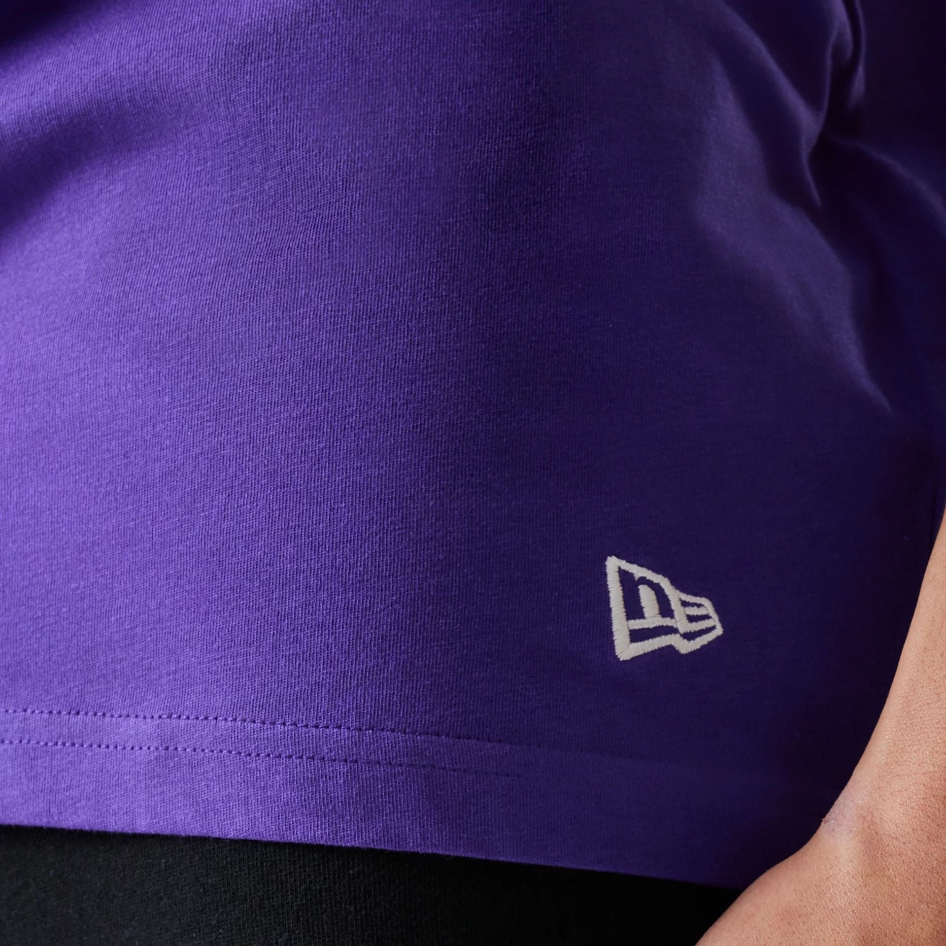 Los Angeles Lakers New Era NBA Panel T-Shirt Lila - STADIUMDREAMS