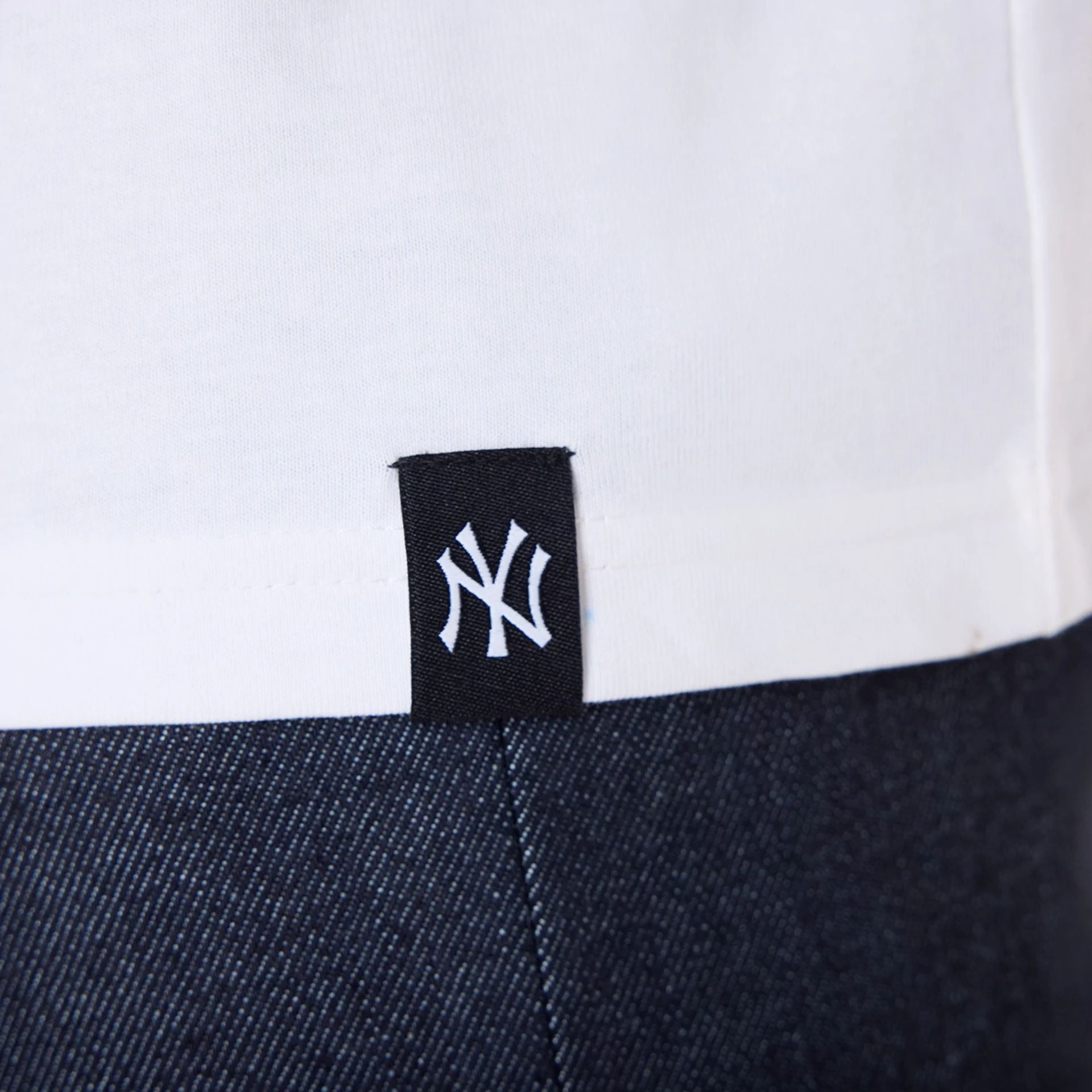 New York Yankees New Era Fruit Backprint MLB T-Shirt Weiß