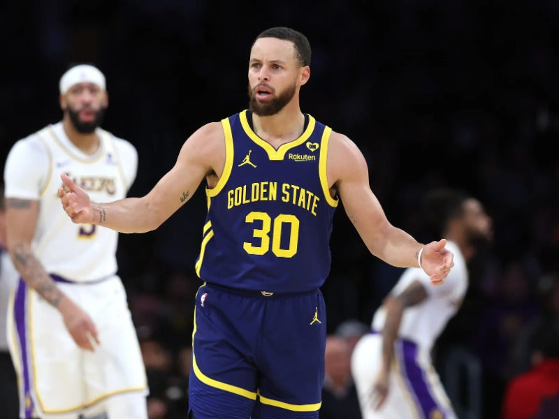 Steph Curry führt die Warriors zum Sieg über die Lakers