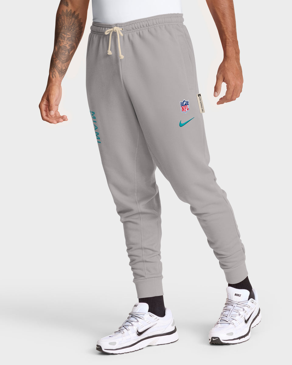 Miami Dolphins 2025 NFL Sideline Nike Standard Issue Sweatpants Jogginghose Grau