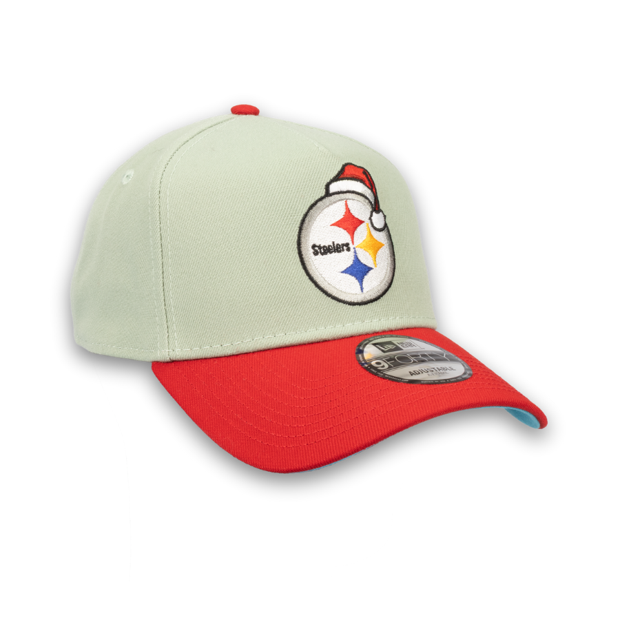 Pittsburgh Steelers Christmas Edition New Era 9FORTY A-Frame NFL Cap Grün StadiumDreams Exclusive