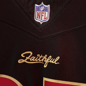 Schwarz Nike Christian McCaffrey #23 San Francisco 49ers NFL Trikot mit gesticktem Logo und Spielernummer.