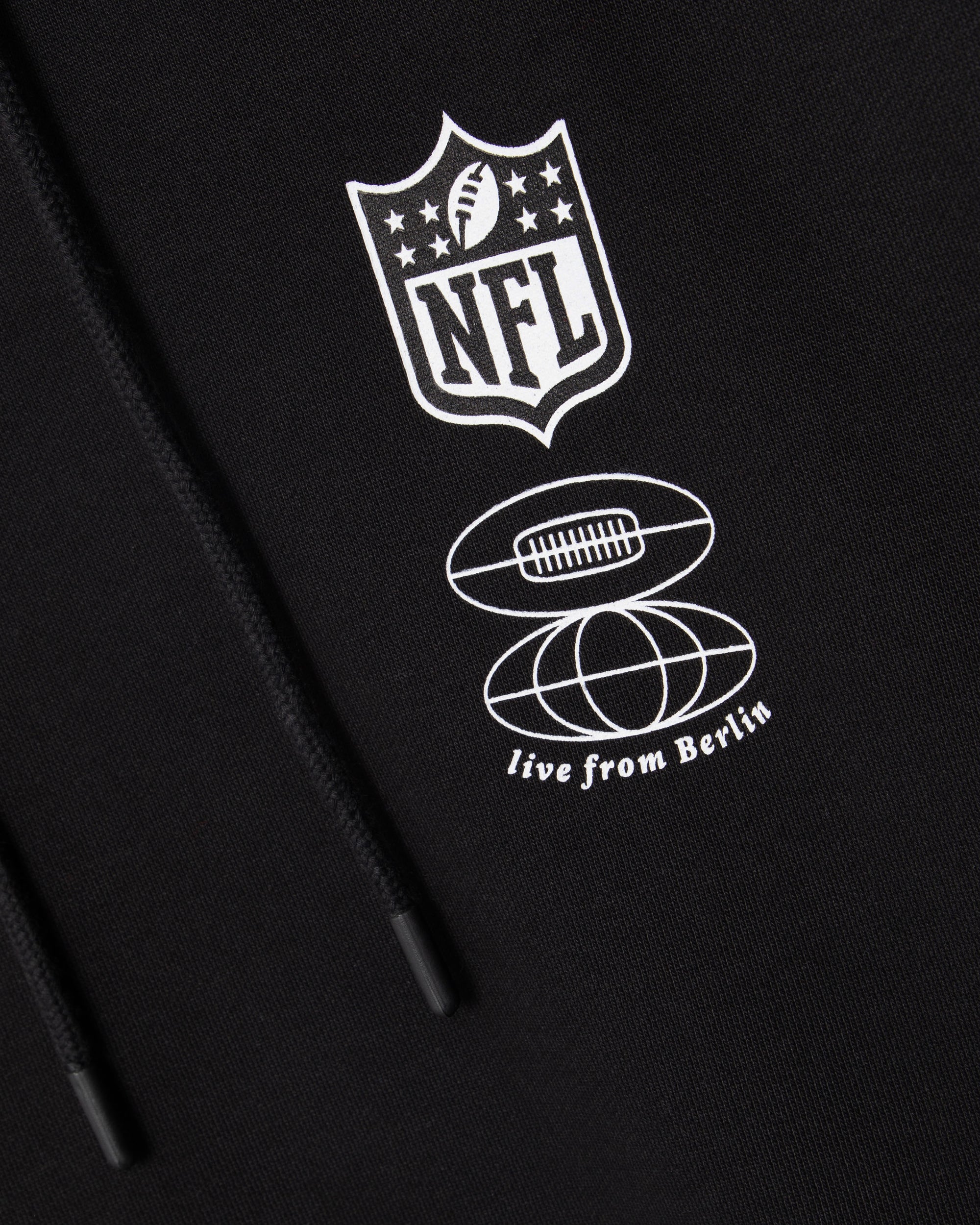 2025 NFL Berlin Game Lobster & Lemonade Berlin Satellite Map NFL Hoodie Schwarz