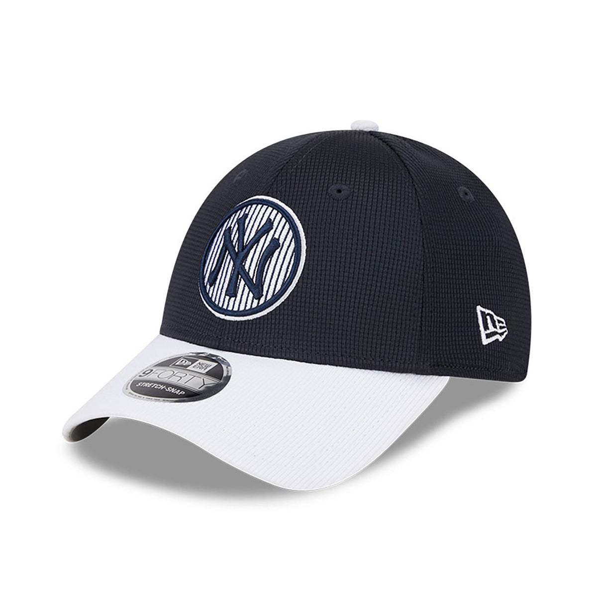 New York Yankees New Era 2025 MLB Batting Practice 9FORTY Stretch Snap Cap Navy - STADIUMDREAMS