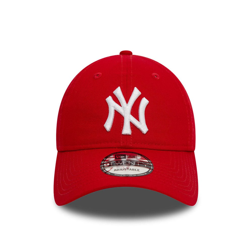 New York Yankees League Essential New Era 9TWENTY MLB Cap Rot - STADIUMDREAMS