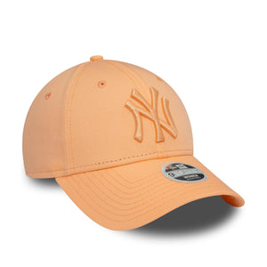 New York Yankees Woman New Era Essentials 9Forty MLB Cap Pastell Orange - STADIUMDREAMS