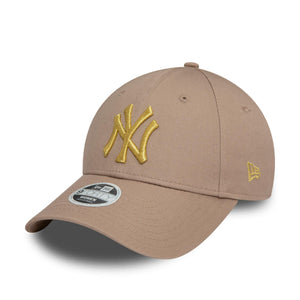 New York Yankees Woman New Era Metallic Logo 9Forty MLB Cap Beige - STADIUMDREAMS